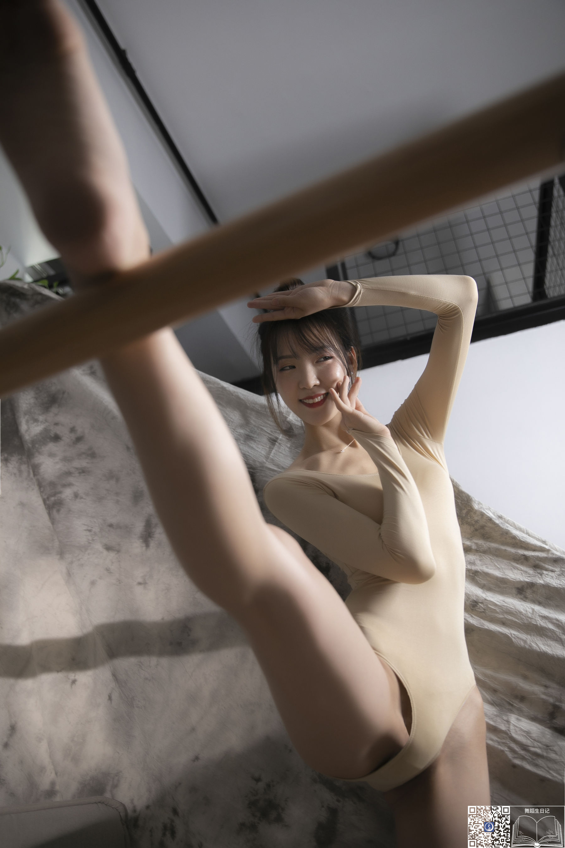 [GALLI嘉丽]舞蹈生日记 040 李梦（31P）