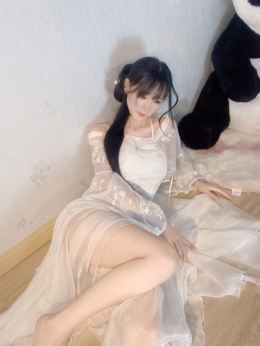 B站十万口草莓粥粥舰长 P1（62P）