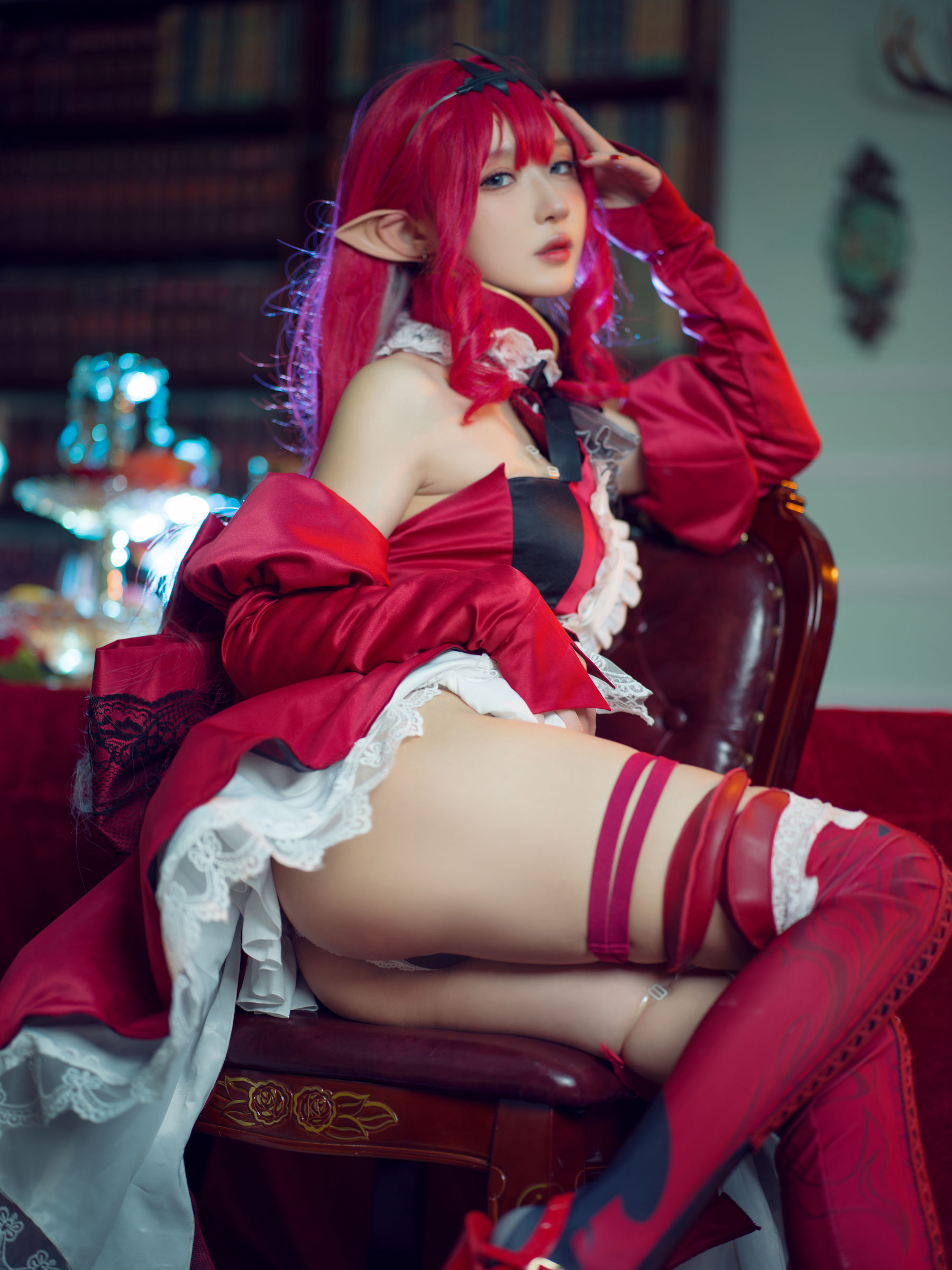 [福利COS] 动漫博主阿包也是兔娘 - FATE妖精骑士崔斯坦（34P）