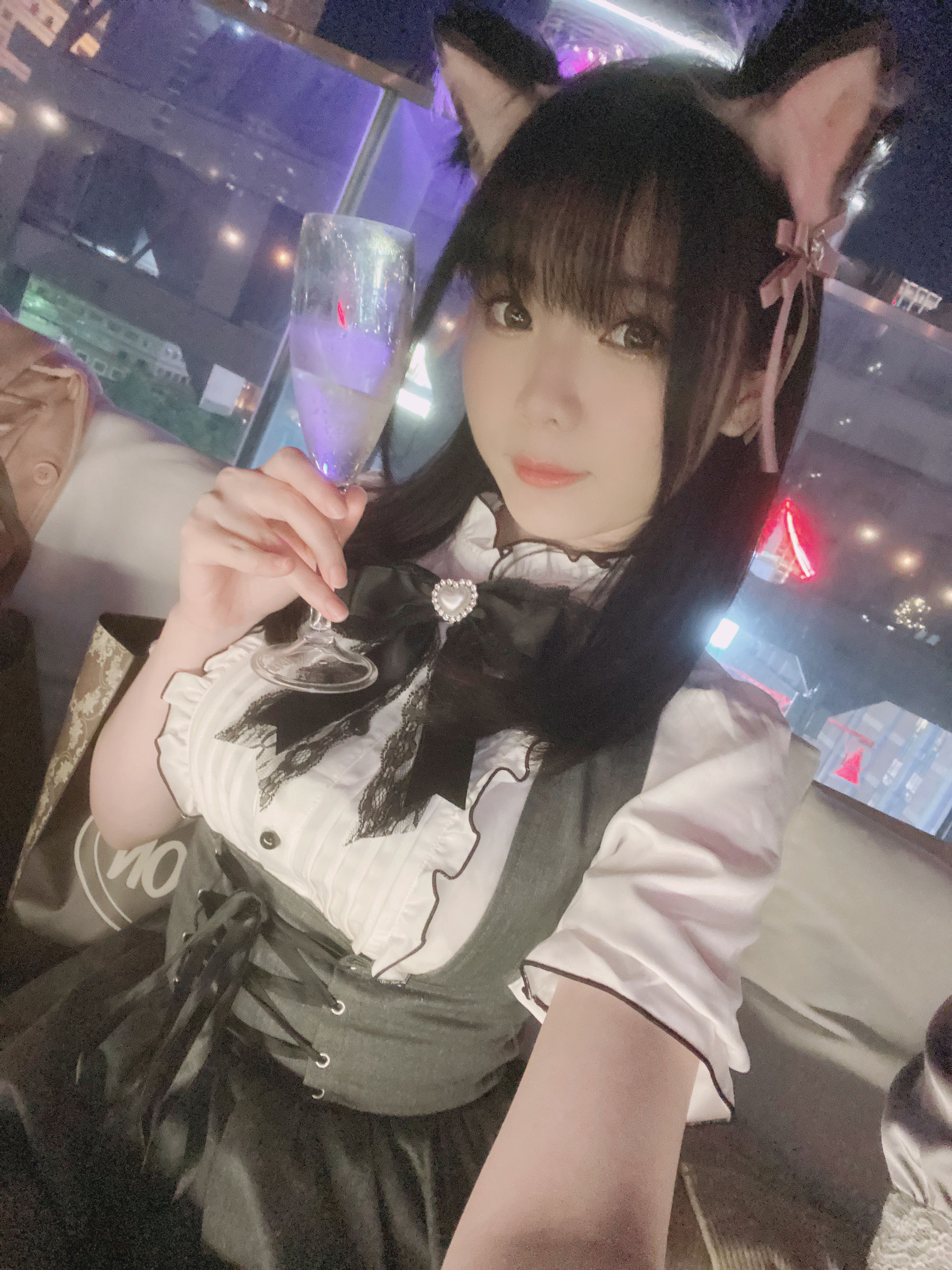 [福利COS] 微博妹纸霜月shimo - 一緒に飲みますか？（19P）-爱变色