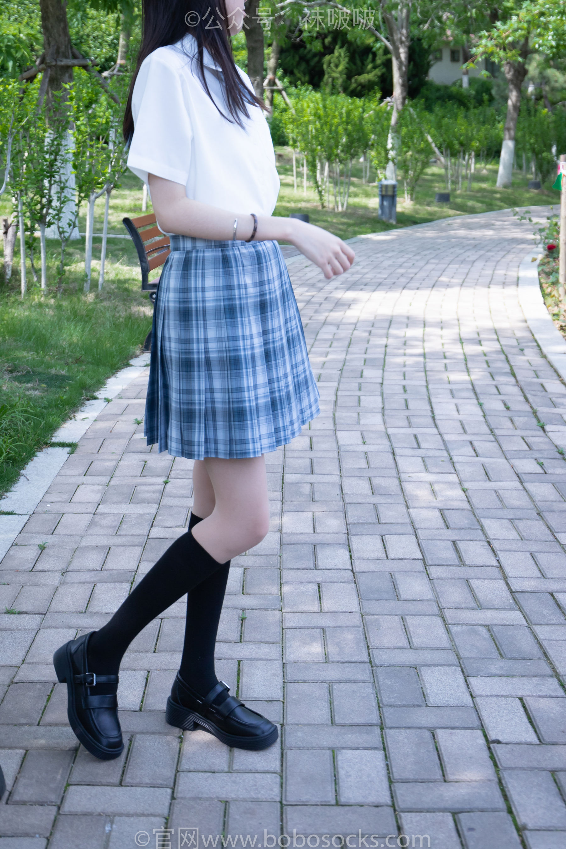 BoBoSocks袜啵啵 No.007 稚予-JK制服、皮鞋、黑色中筒棉袜、肉丝（140P）