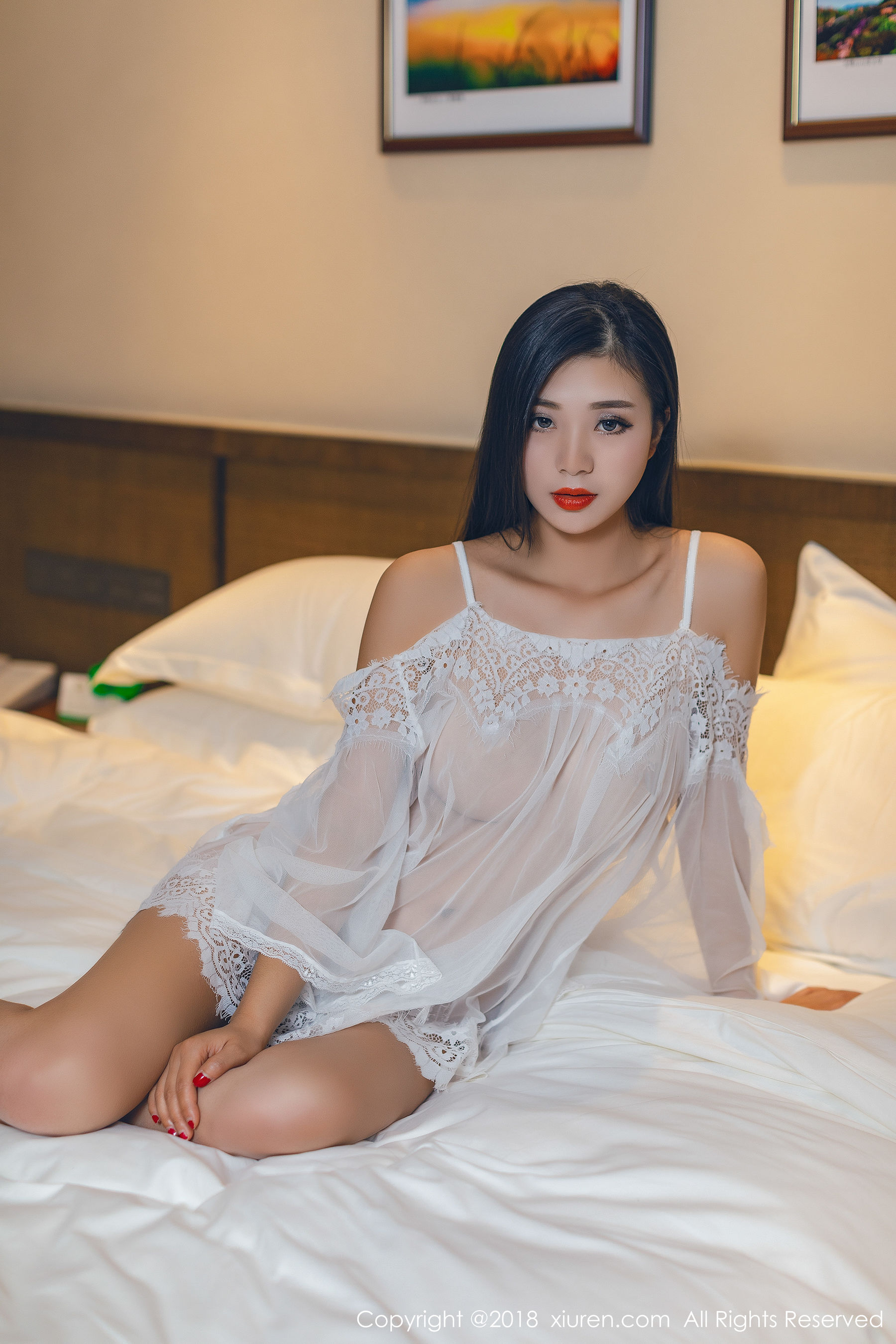 性感女神@宋-KiKi《轻纱装》 [秀人XIUREN] No.992（31P）