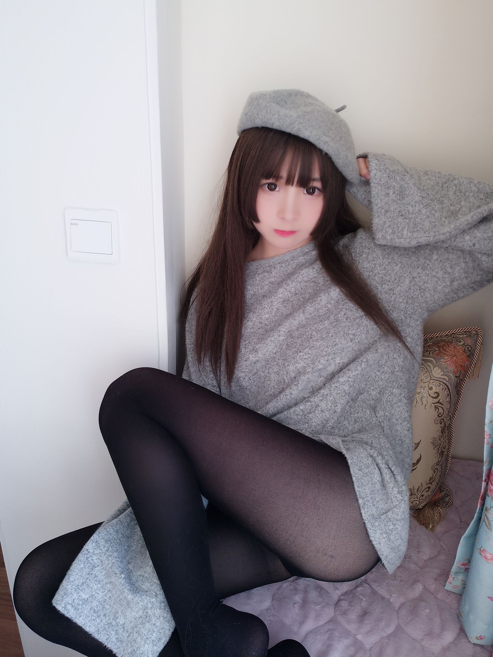 二次元美女古川kagura 鲨鱼画家（15P）