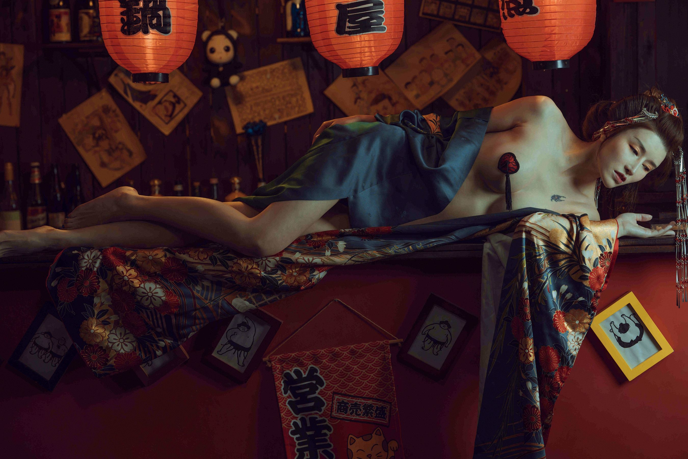 鹿八岁 - 酒醉的和服少女（40P）