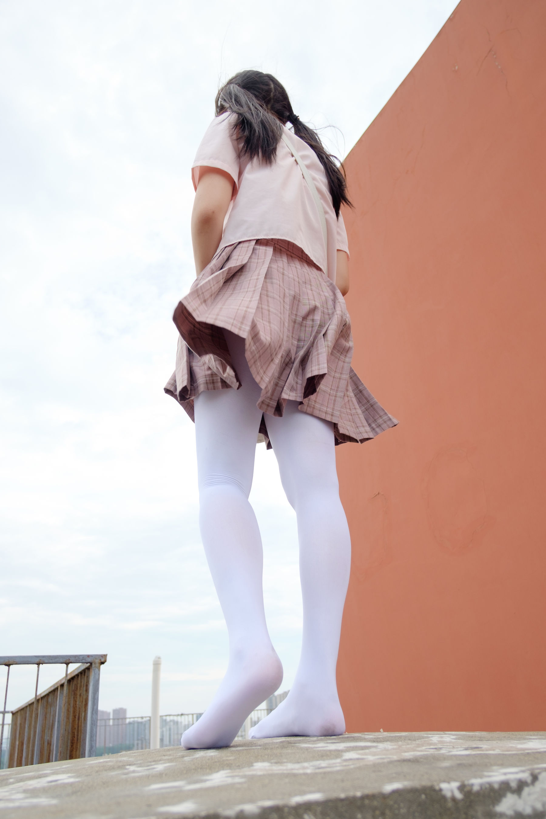 [森萝财团] BETA-001 高中生的户外白丝（91P）