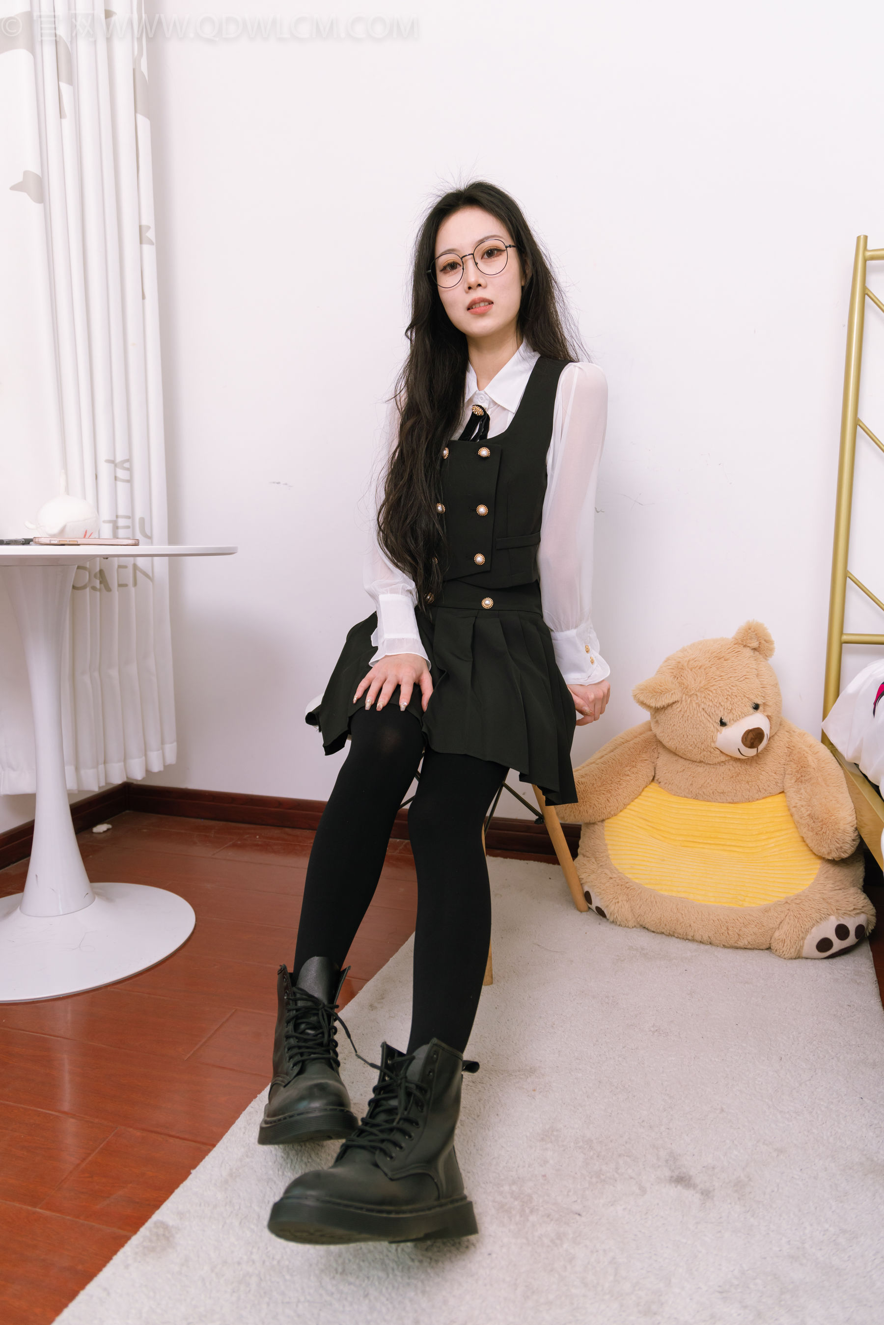 物恋传媒 No.1443 康康-兔年小红袜（159P）