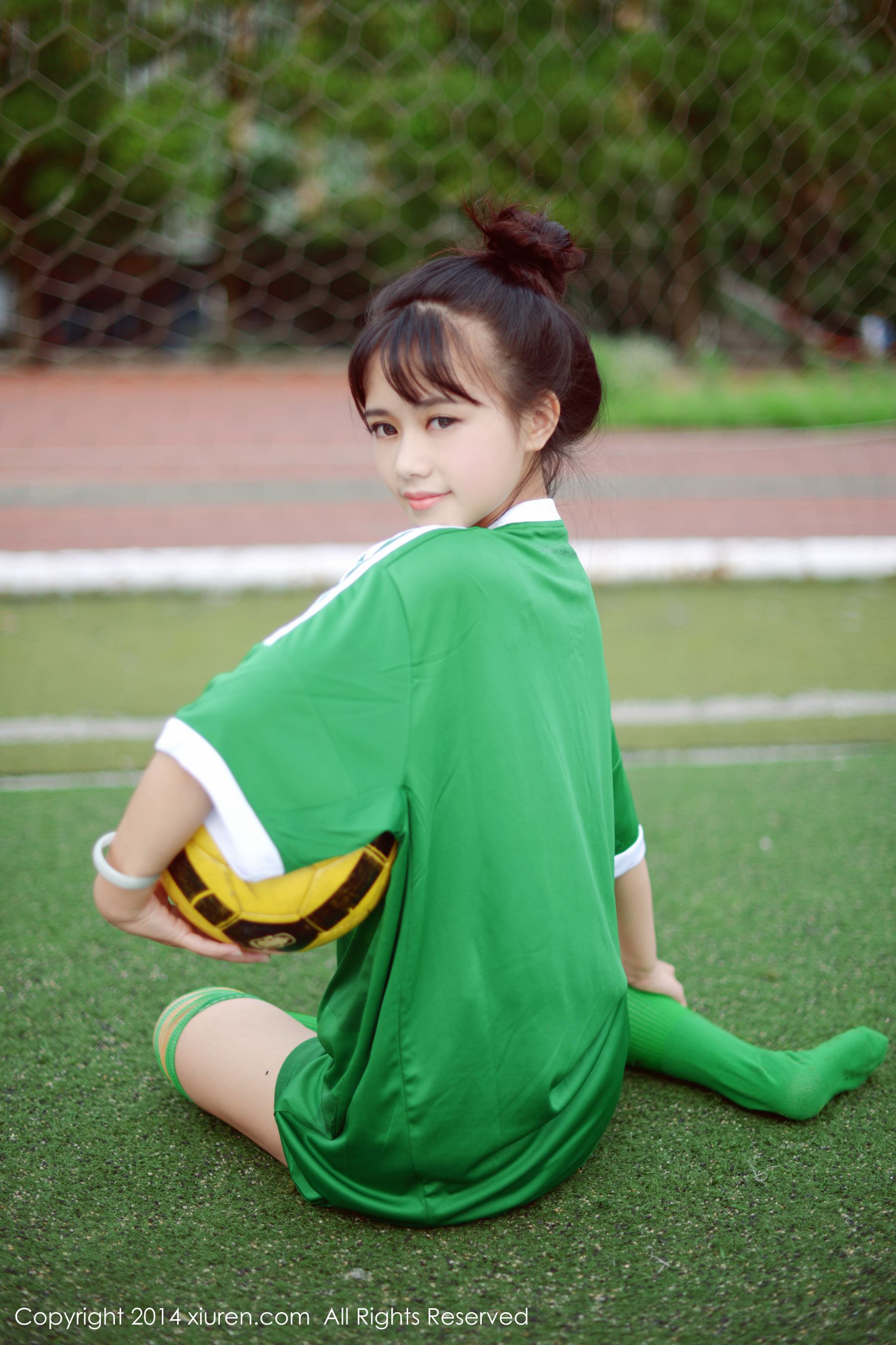 toro羽住《小清新系列》 [秀人网XiuRen] No.170（40P）