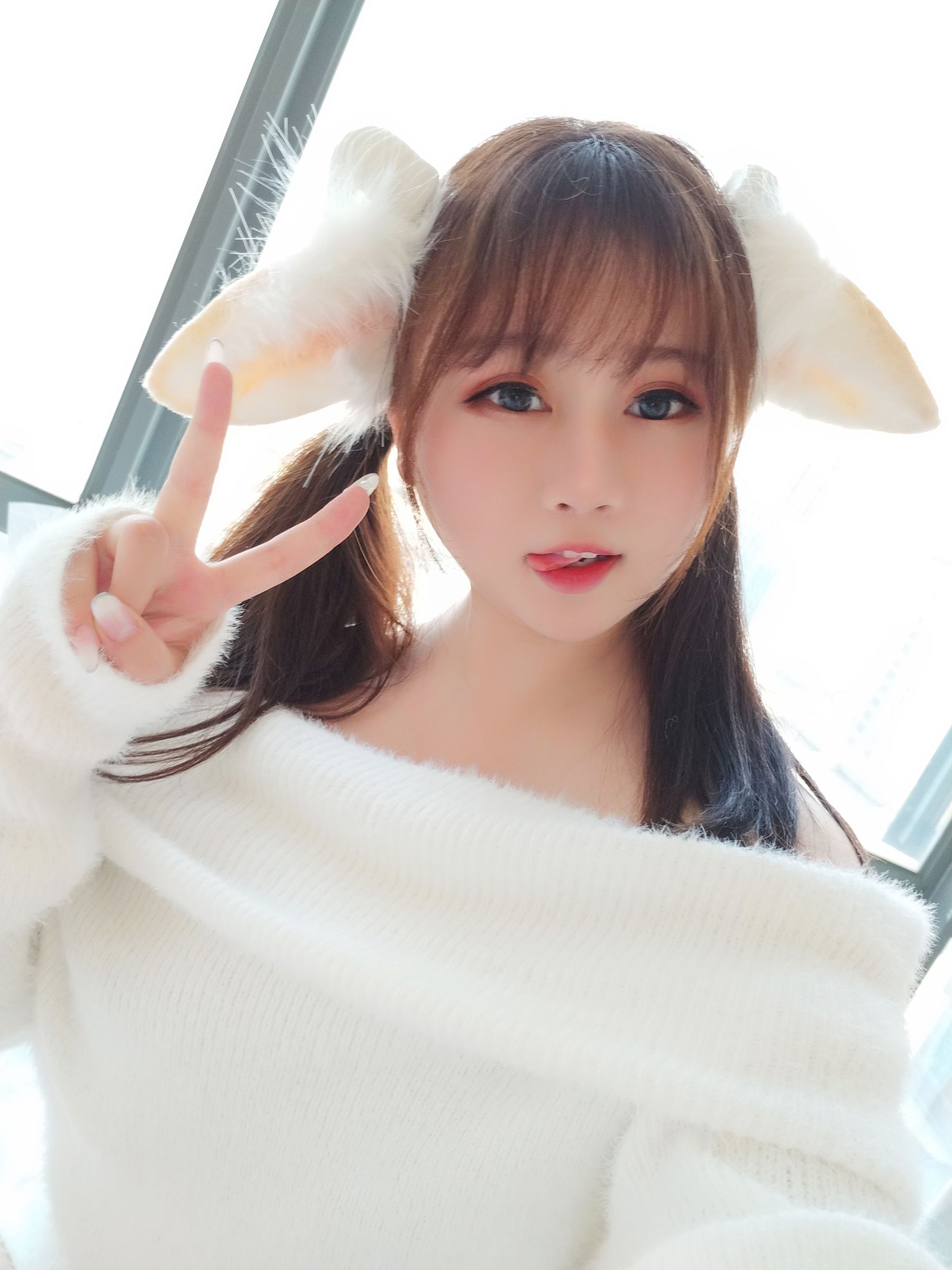 蜜桃少女是依酱呀 羊咩咩（32P）