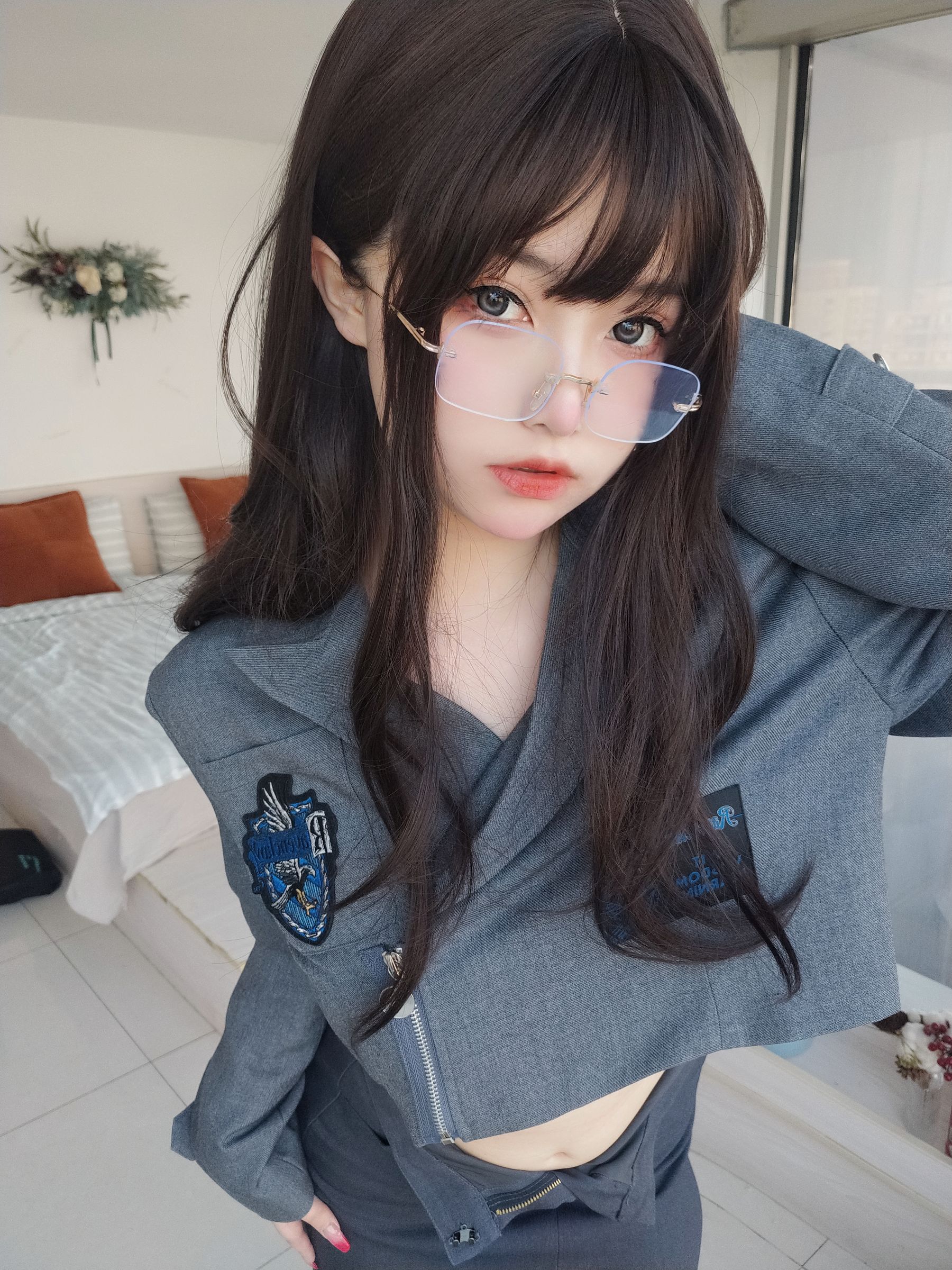 [福利COS] 女主K - 沉默的学姐（101P）-爱变色