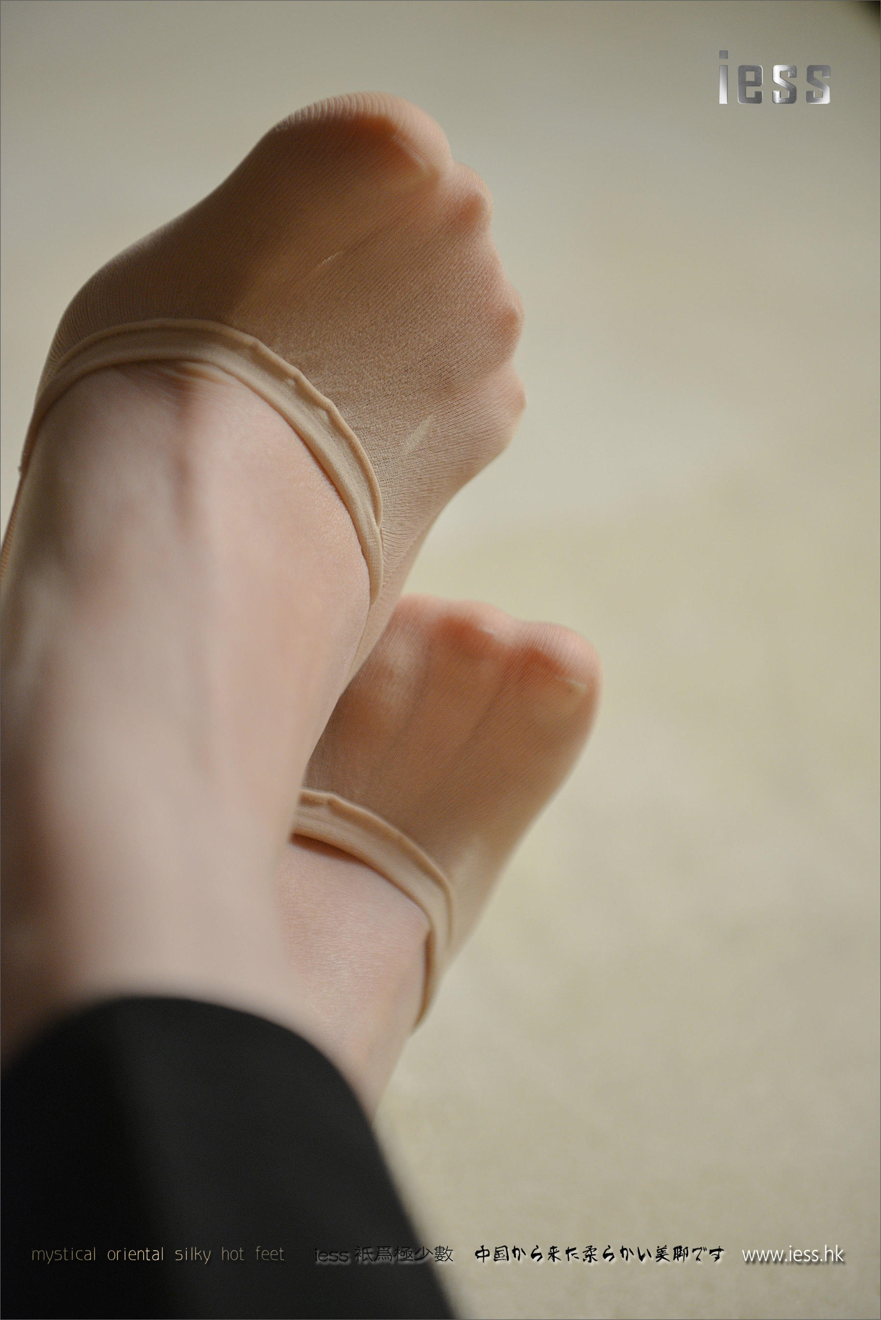 丝足便当077 小夕 《少女的足和上帝的船袜》[IESS异思趣向]（98P）