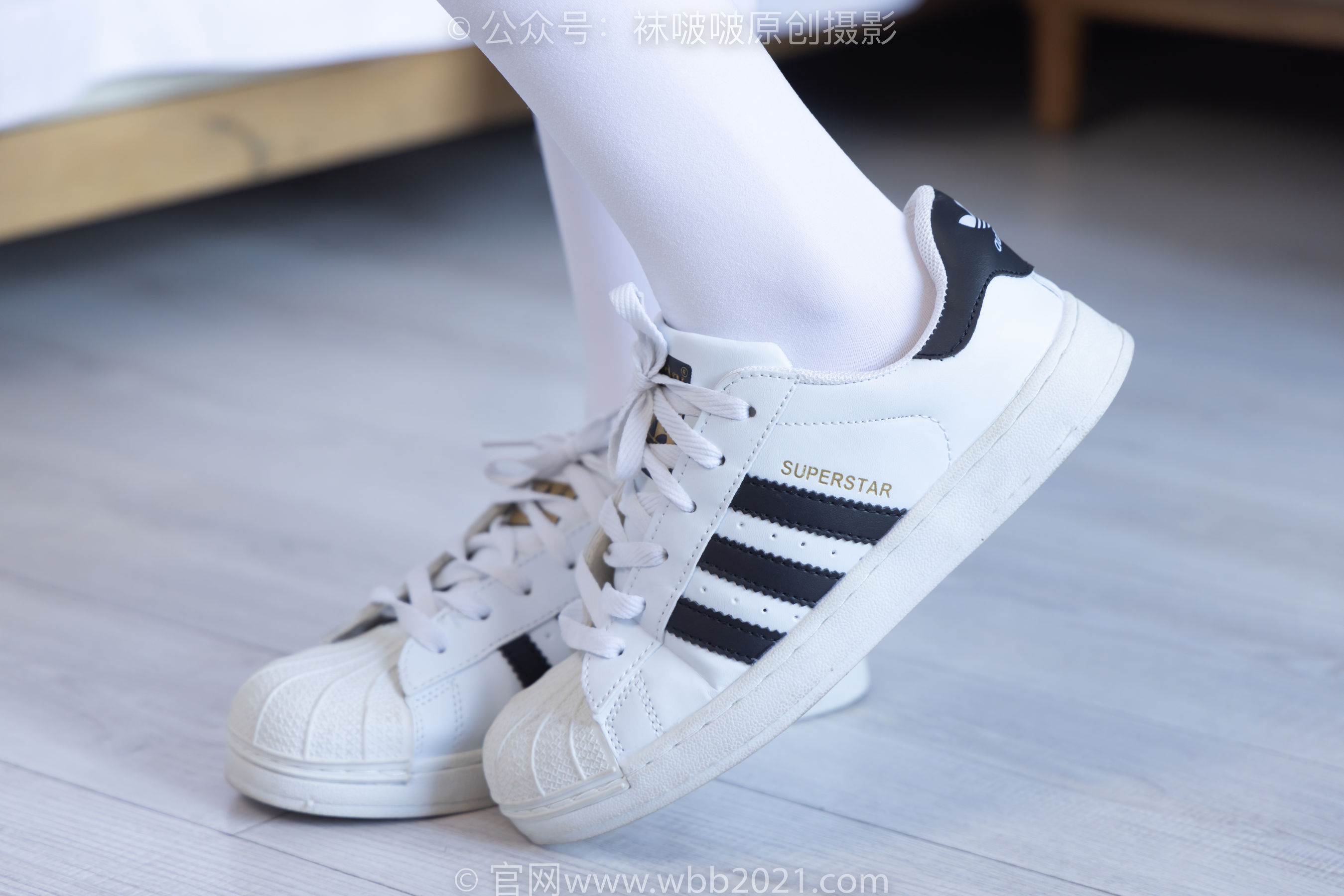 BoBoSocks袜啵啵 No.264 果冻 -高跟鞋、贝壳头板鞋、黑丝大腿袜、白丝大腿袜（179P）