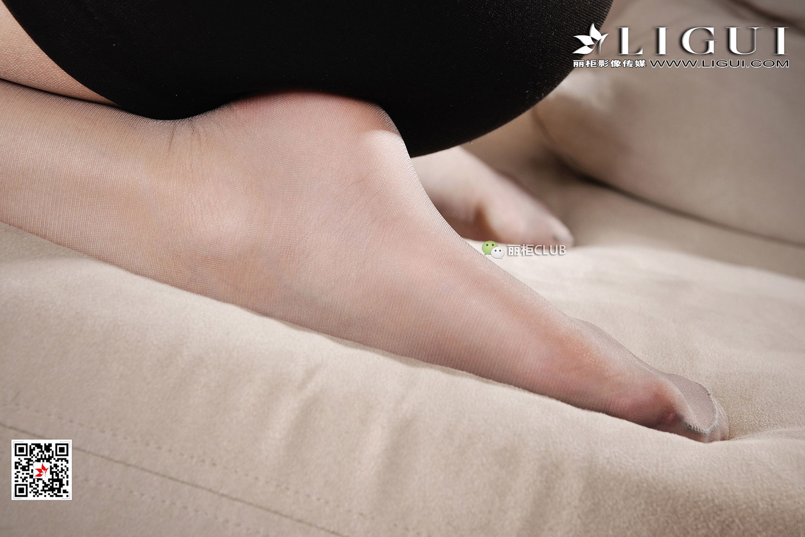 腿模可馨《OL肉丝袜》 [丽柜Ligui]（88P）