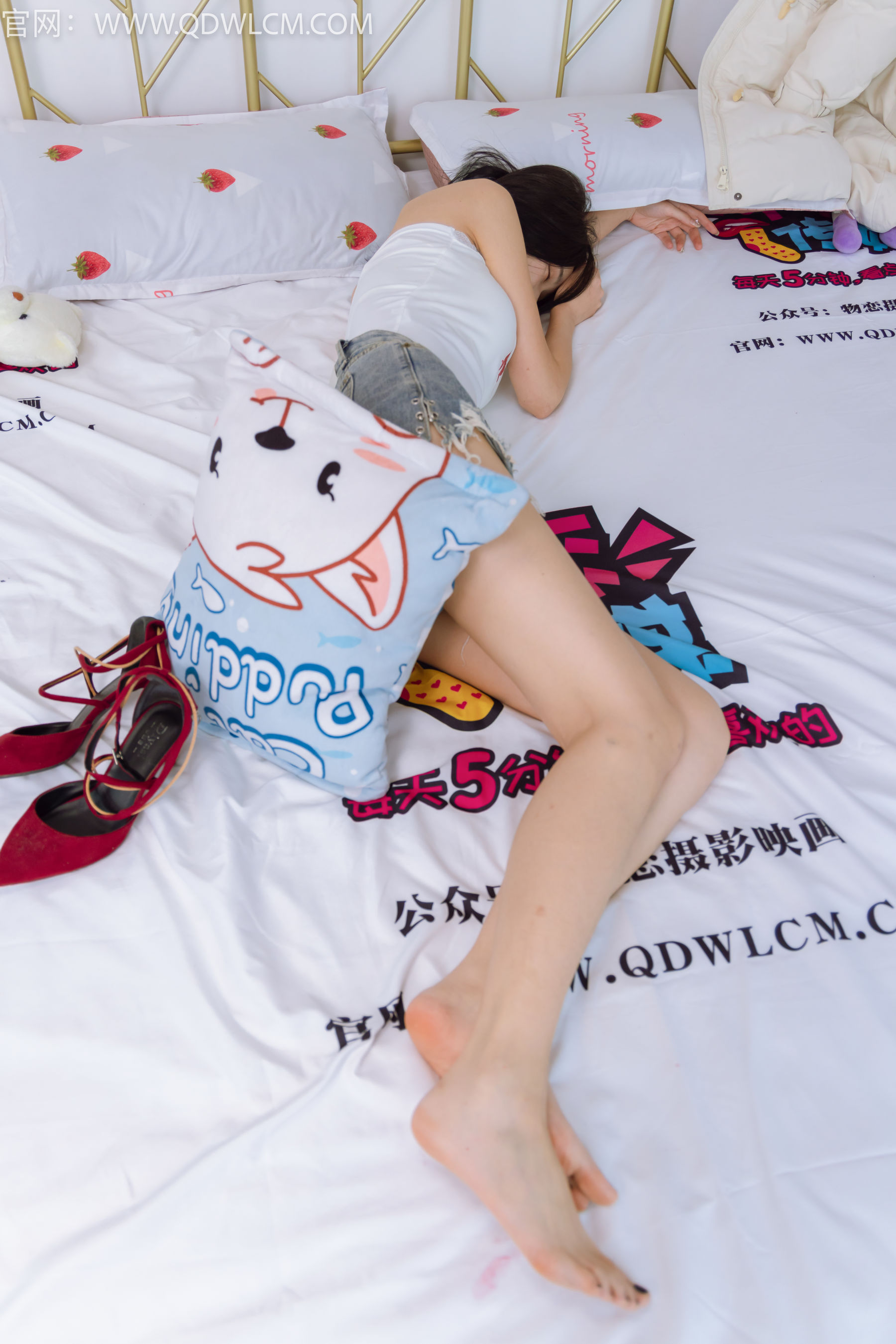 物恋传媒 No.1415 菜菜-风的气息（180P）