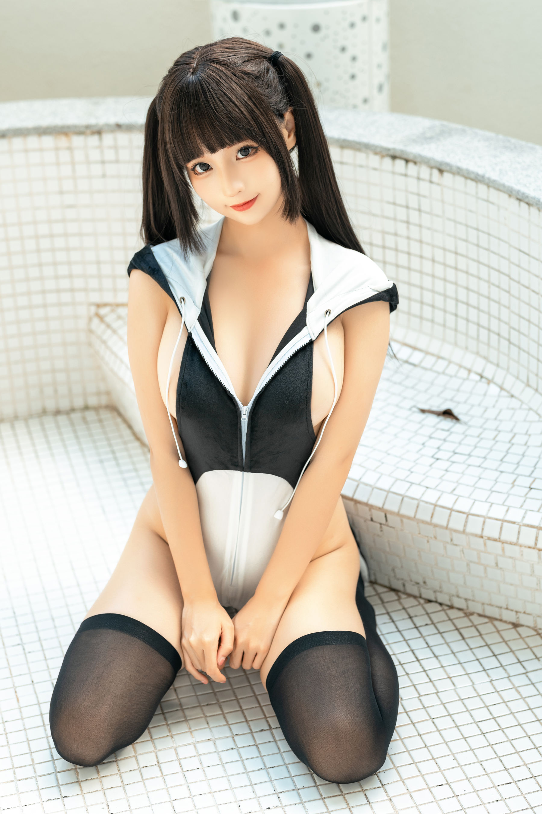 [福利COS] 动漫博主蠢沫沫 - 小虎鲸（10P）