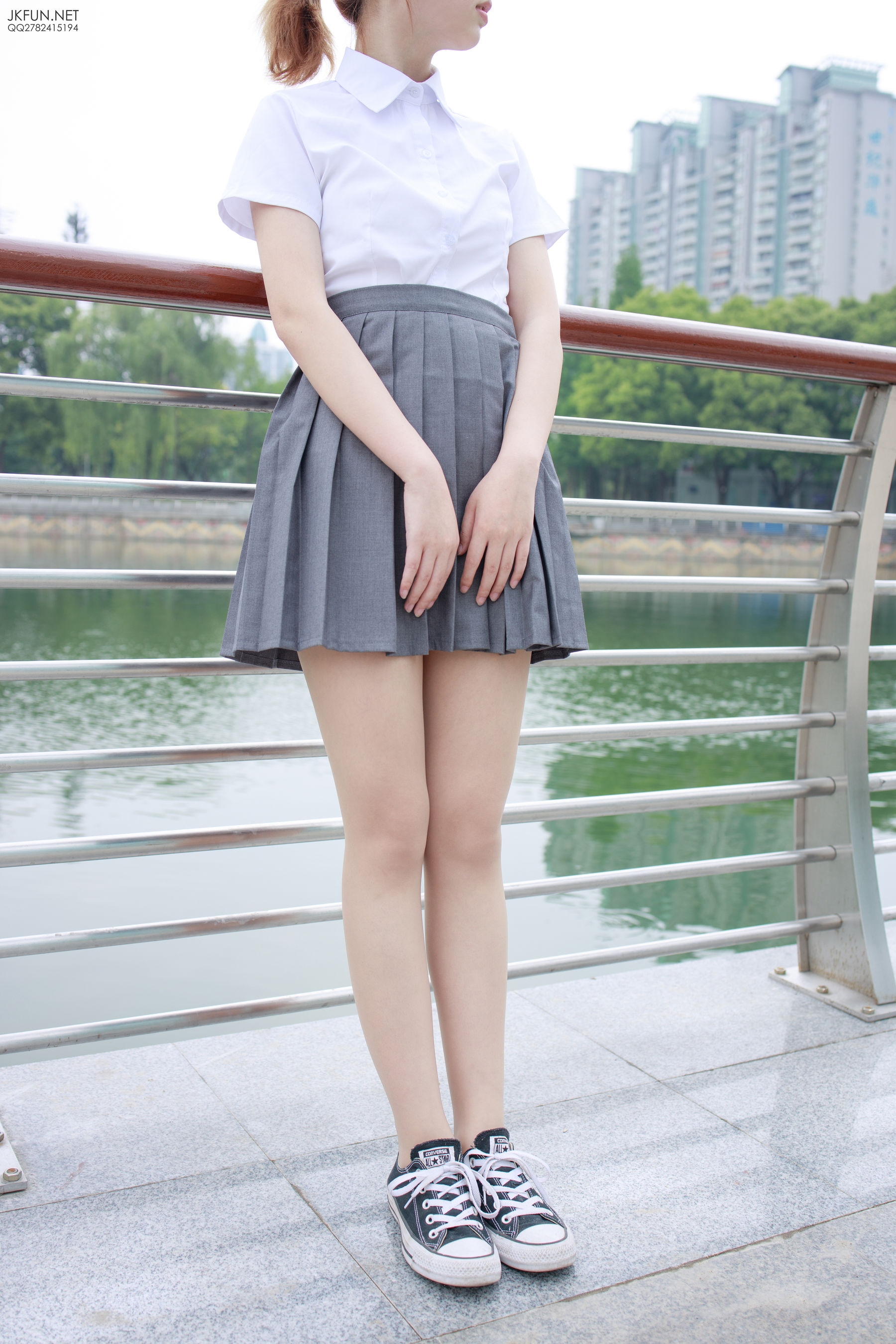 [森萝财团] JKFUN-005 卉子 10D肉丝（116P）