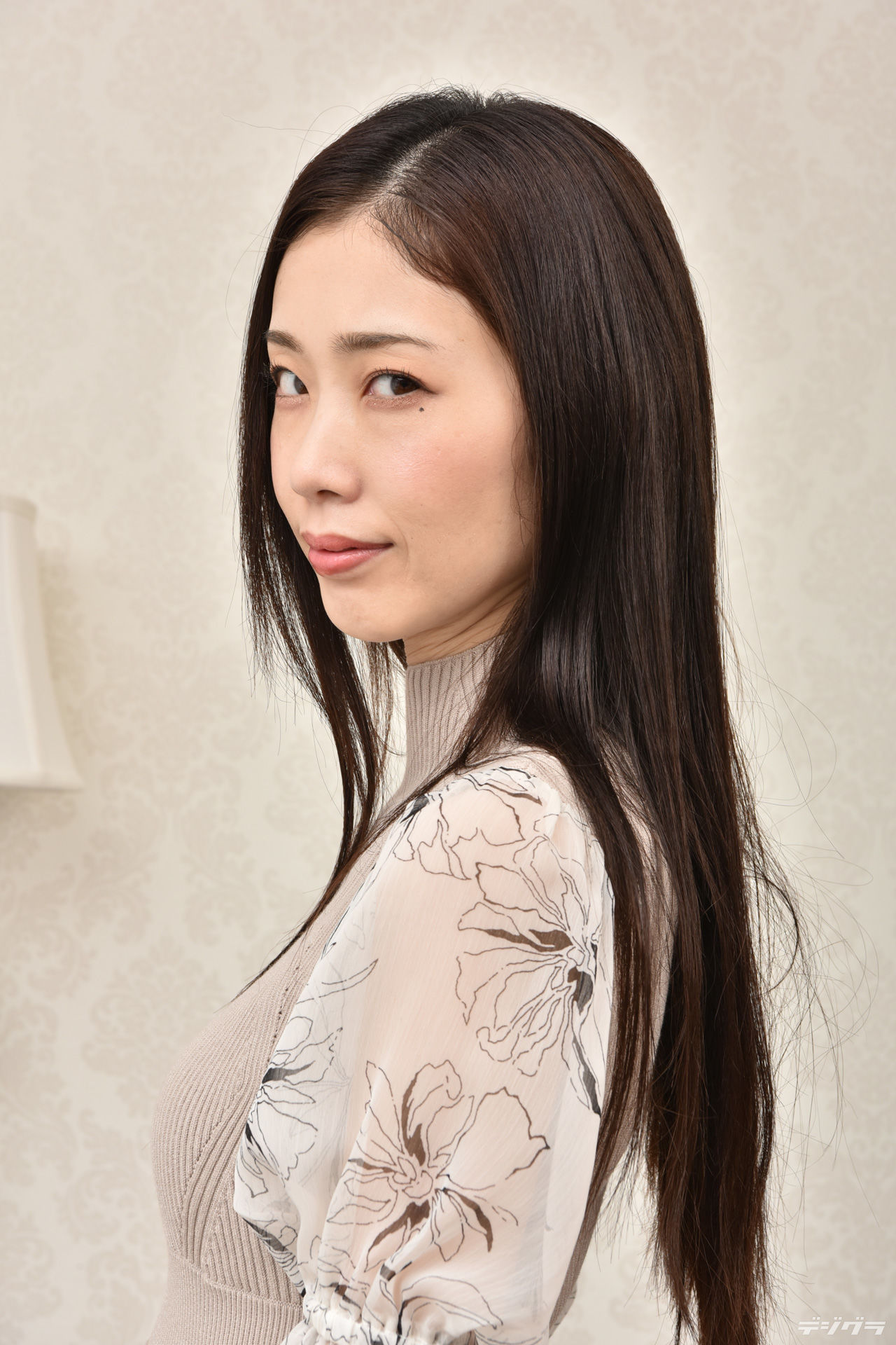 [Digi-Gra] Komatsu 小松杏 Photoset 05（101P）