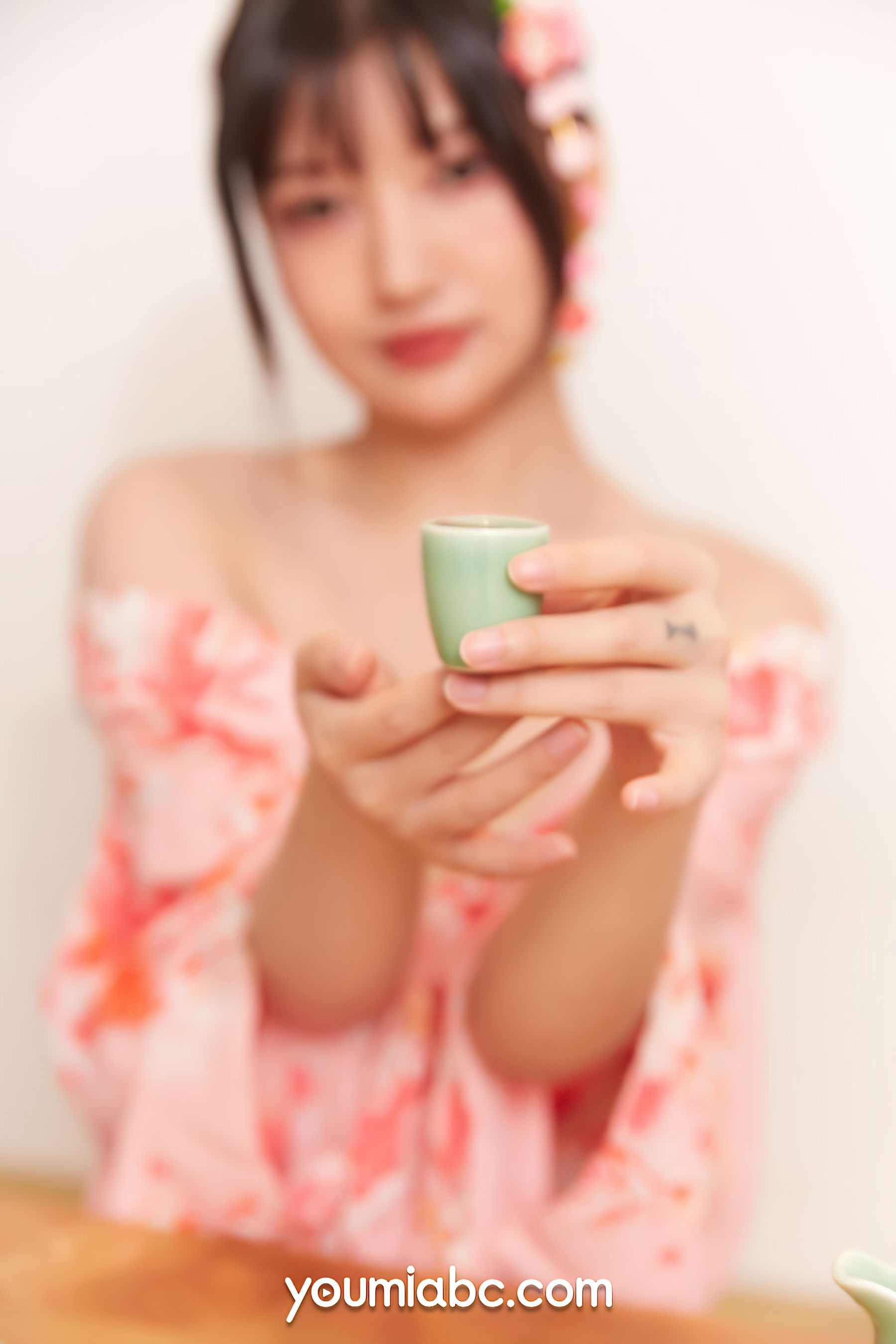 [尤蜜YouMiabc]  尹兒 居酒屋的快乐（53P）