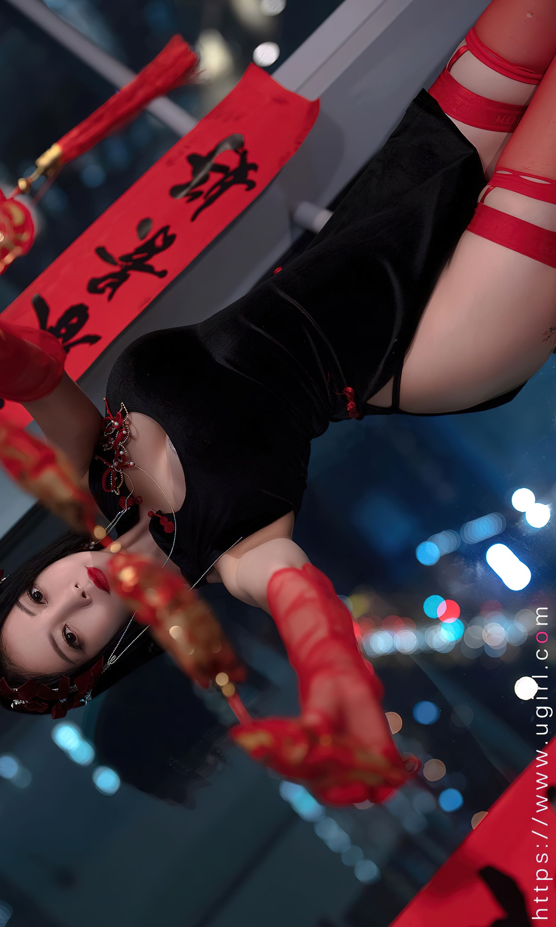 [Ugirls]爱尤物 No.2500 惹火除夕 果儿Victoria（33P）