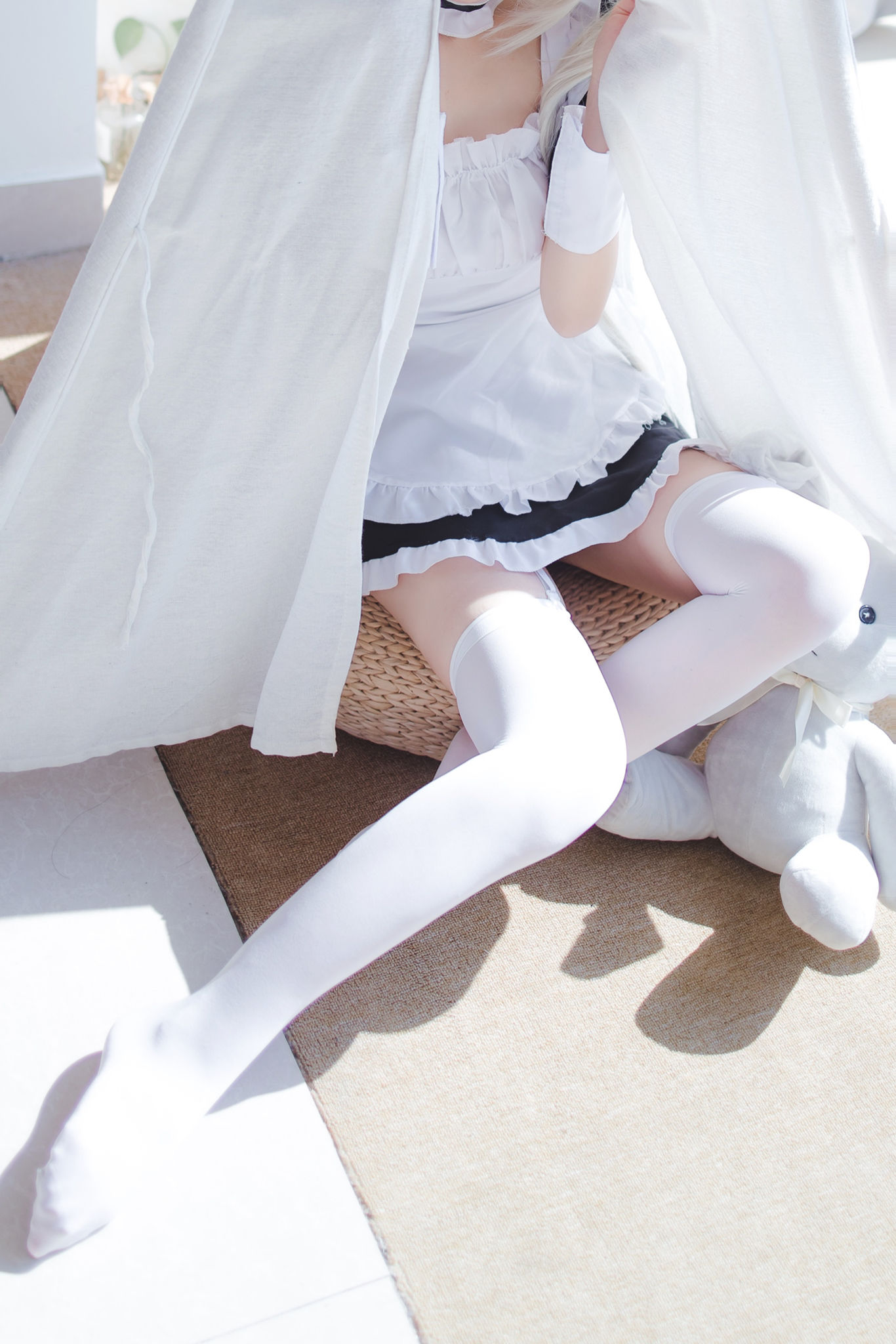 [福利COS] Coser衣衣 - 穹妹女仆（28P）-爱变色