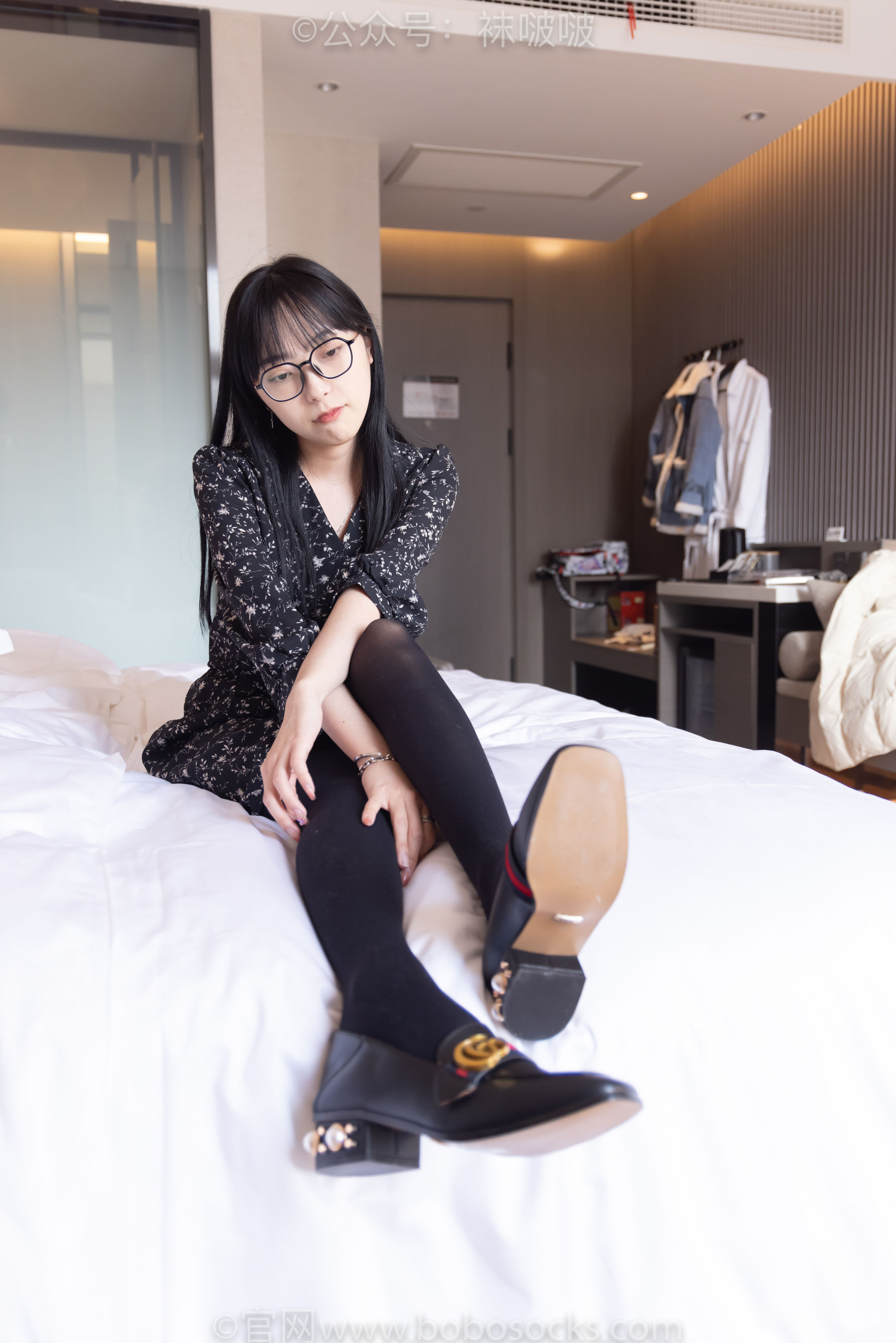 BoBoSocks袜啵啵 No.064 稚予-平底鞋、厚黑丝（137P）