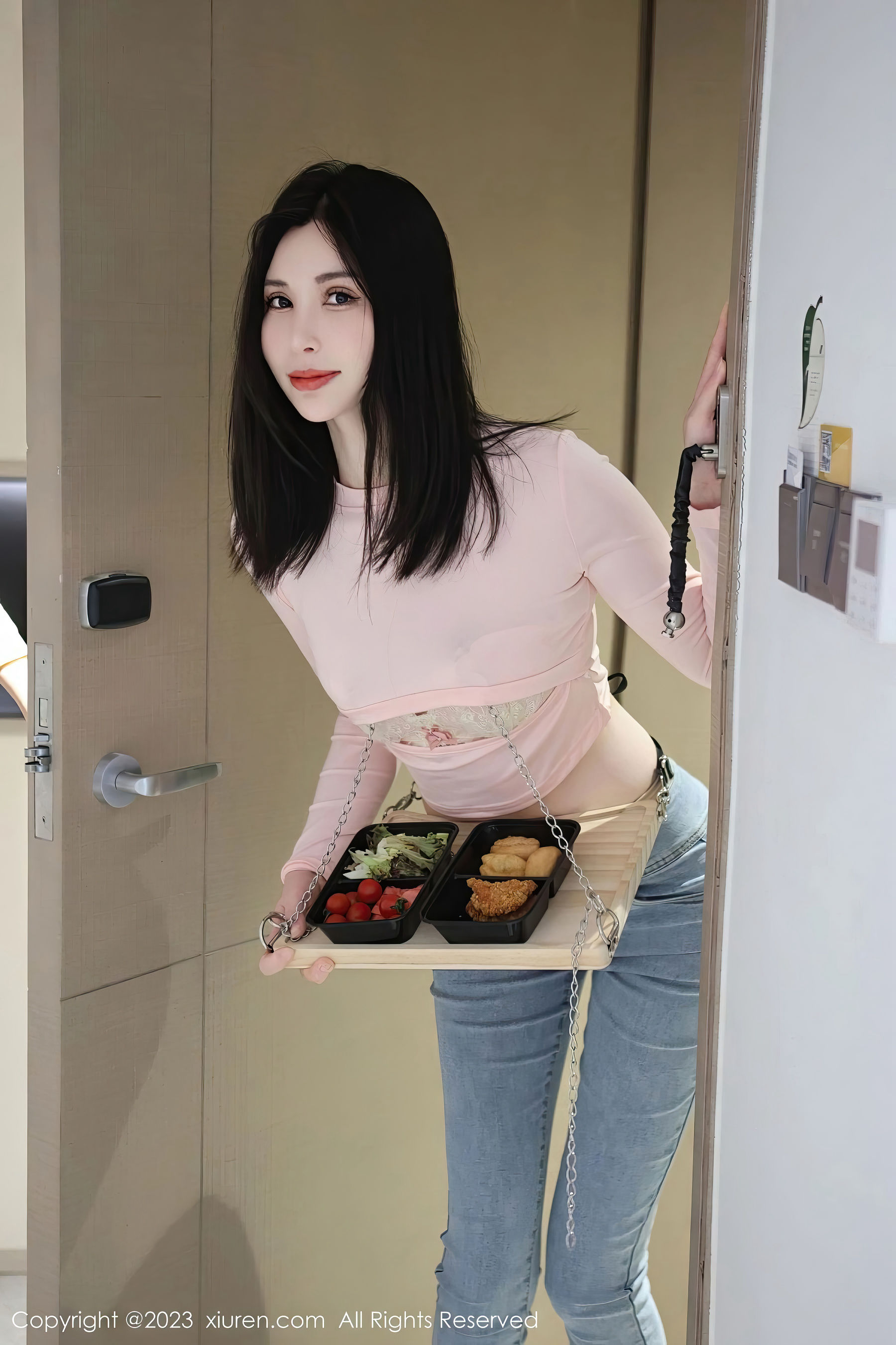 [秀人XiuRen] 2023.06.29 No.6992 曼柔（82P）