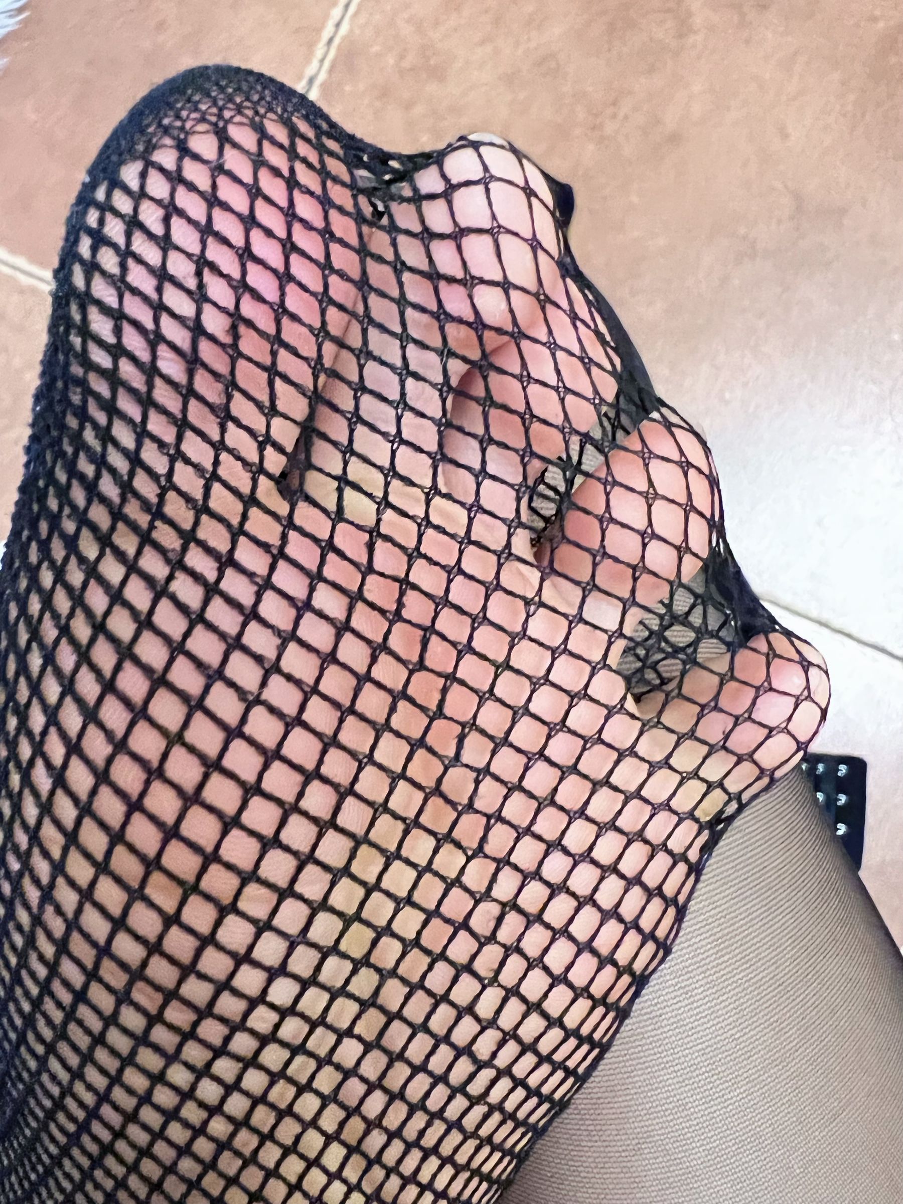 纪念小小v5 - 黑丝网洞（30P）