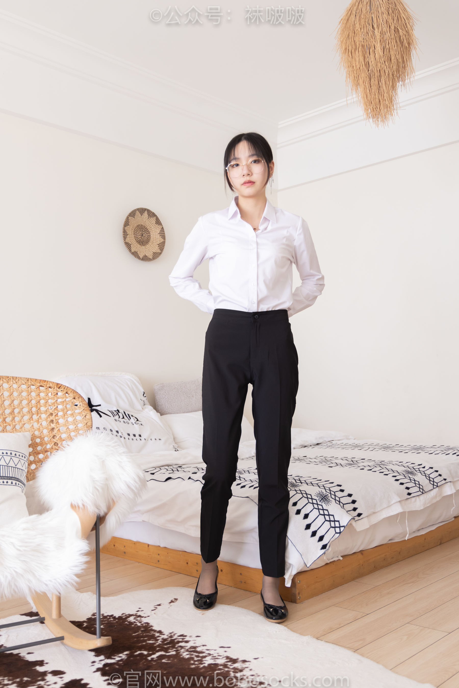 BoBoSocks袜啵啵 No.085 小甜豆-平底鞋、短灰丝、短肉丝（140P）