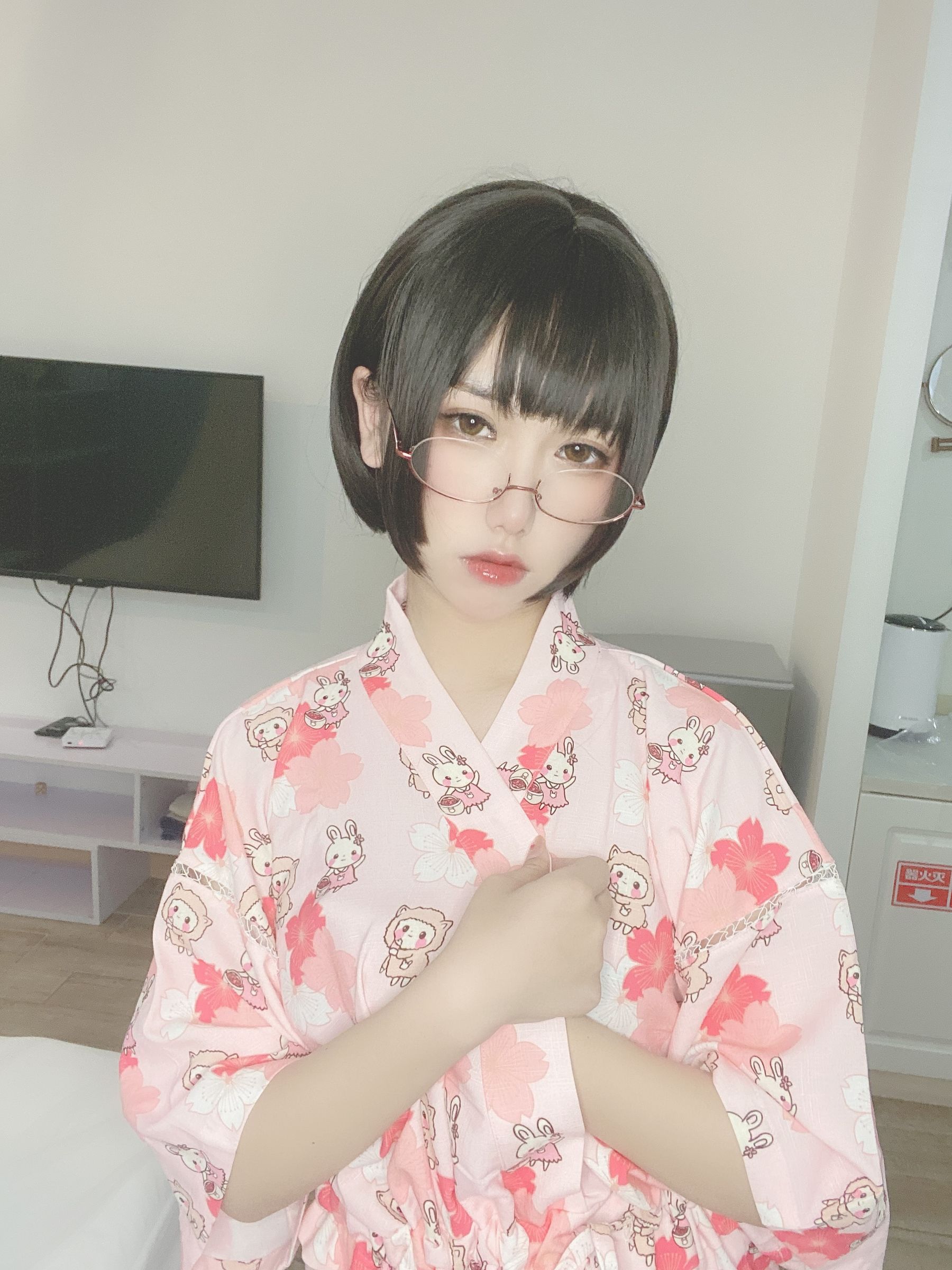 芋圆侑子SJ_ - 少妇（80P）-爱变色