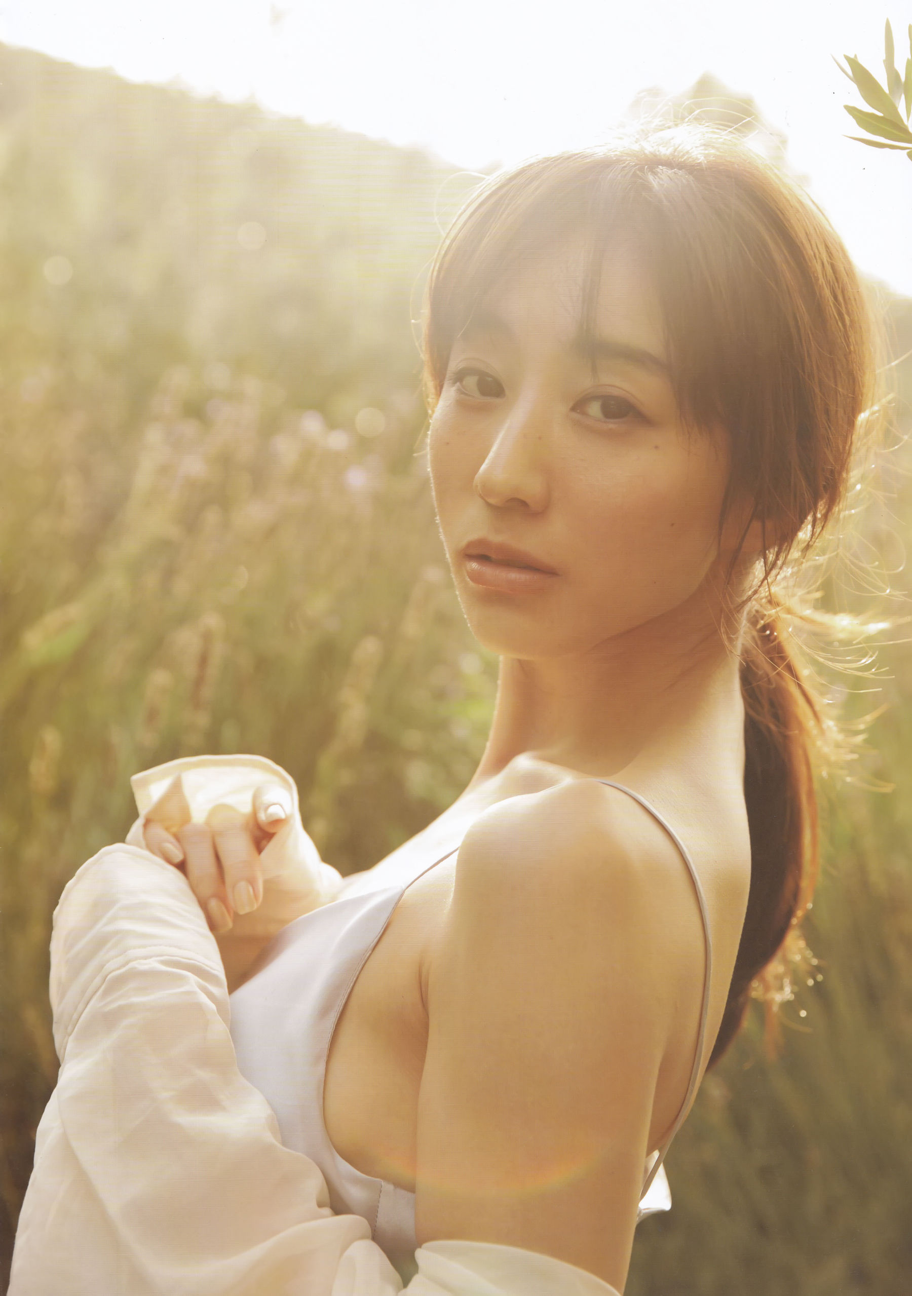 [COS福利] 田中みな実1st写真集 Sincerely yours（137P）