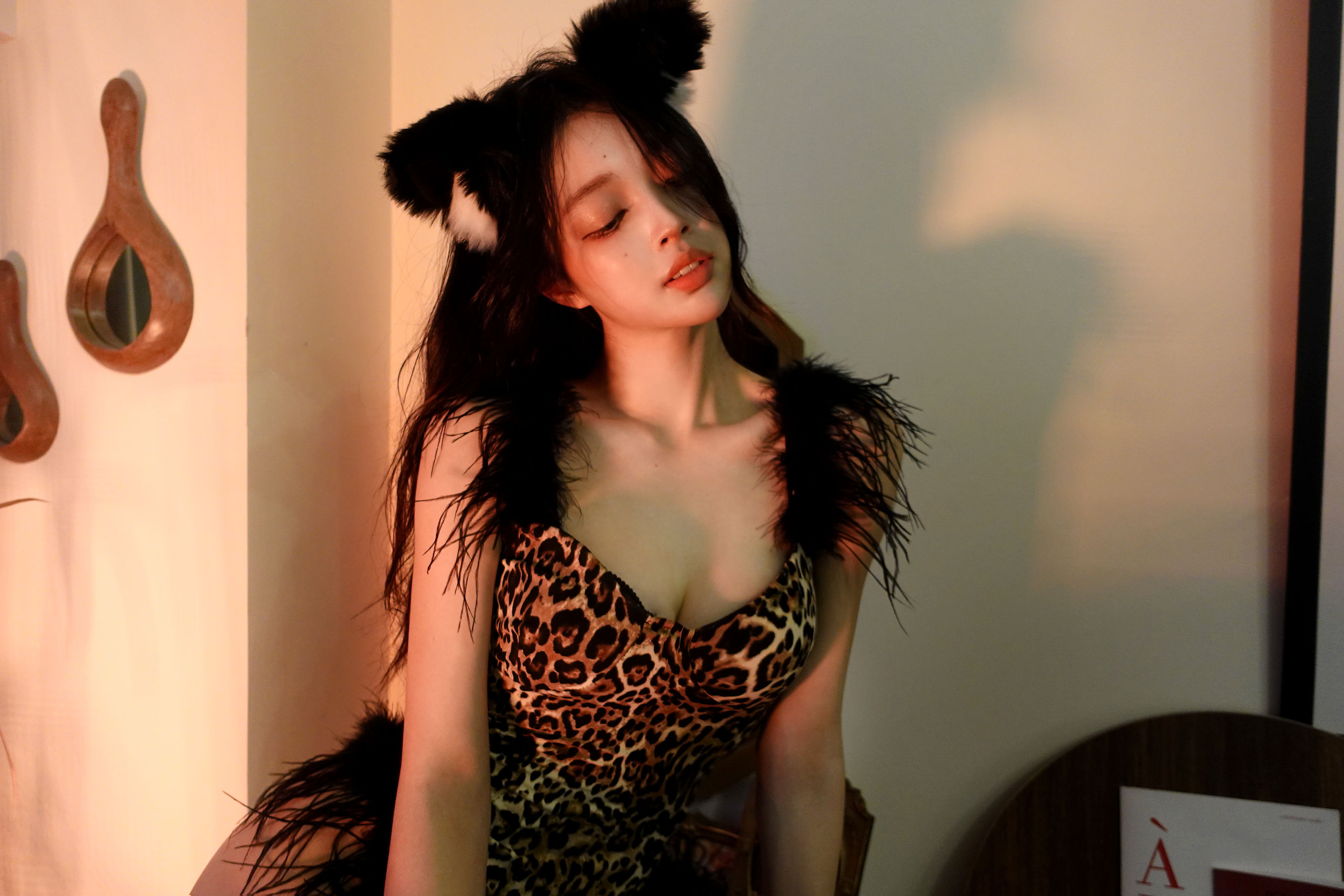 [福利COS] 徐珺大哥 - 毛绒豹猫（27P）-爱变色