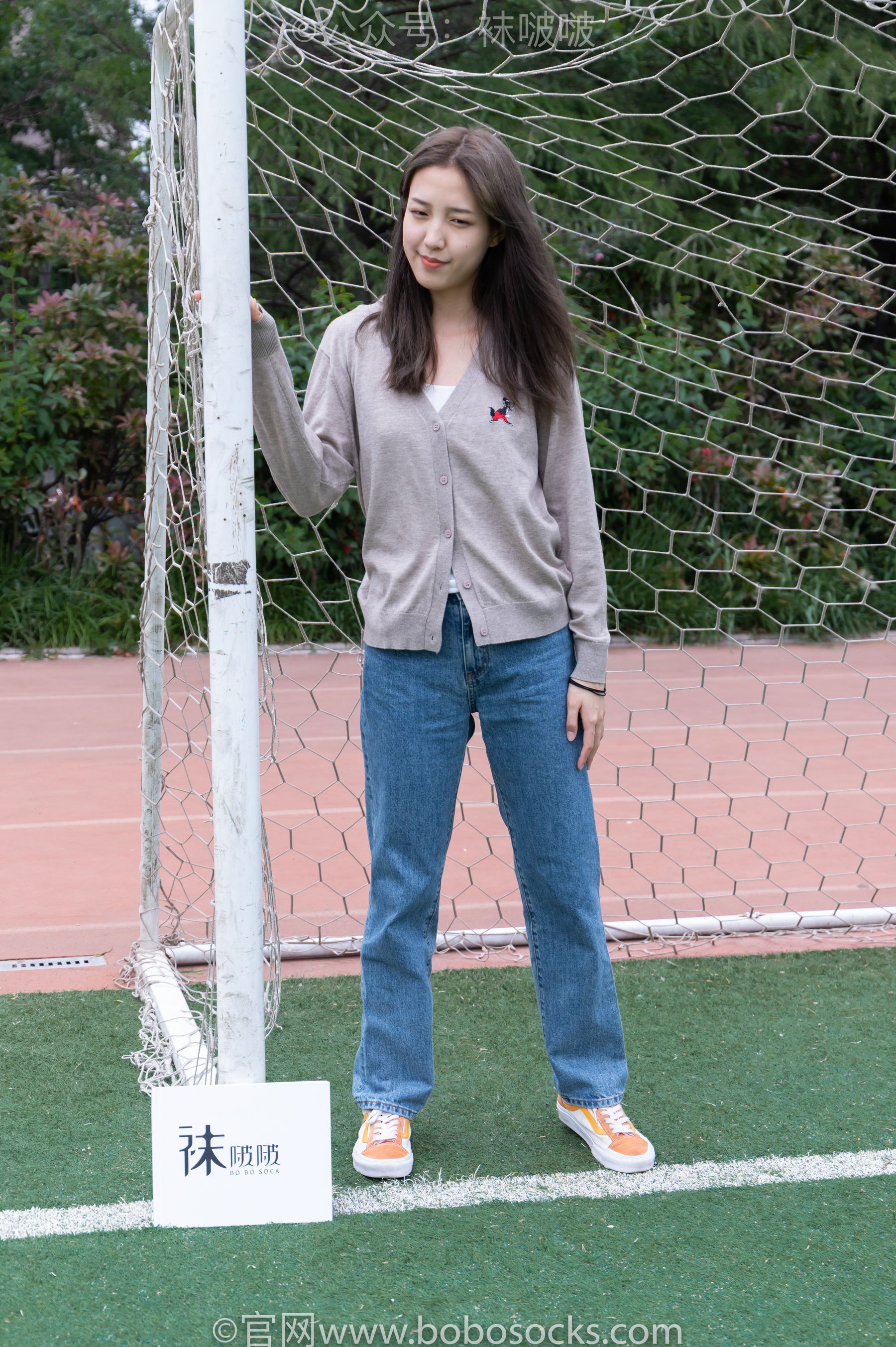 BoBoSocks袜啵啵 No.004 泡芙-vans帆布鞋、白棉袜、裸足（126P）