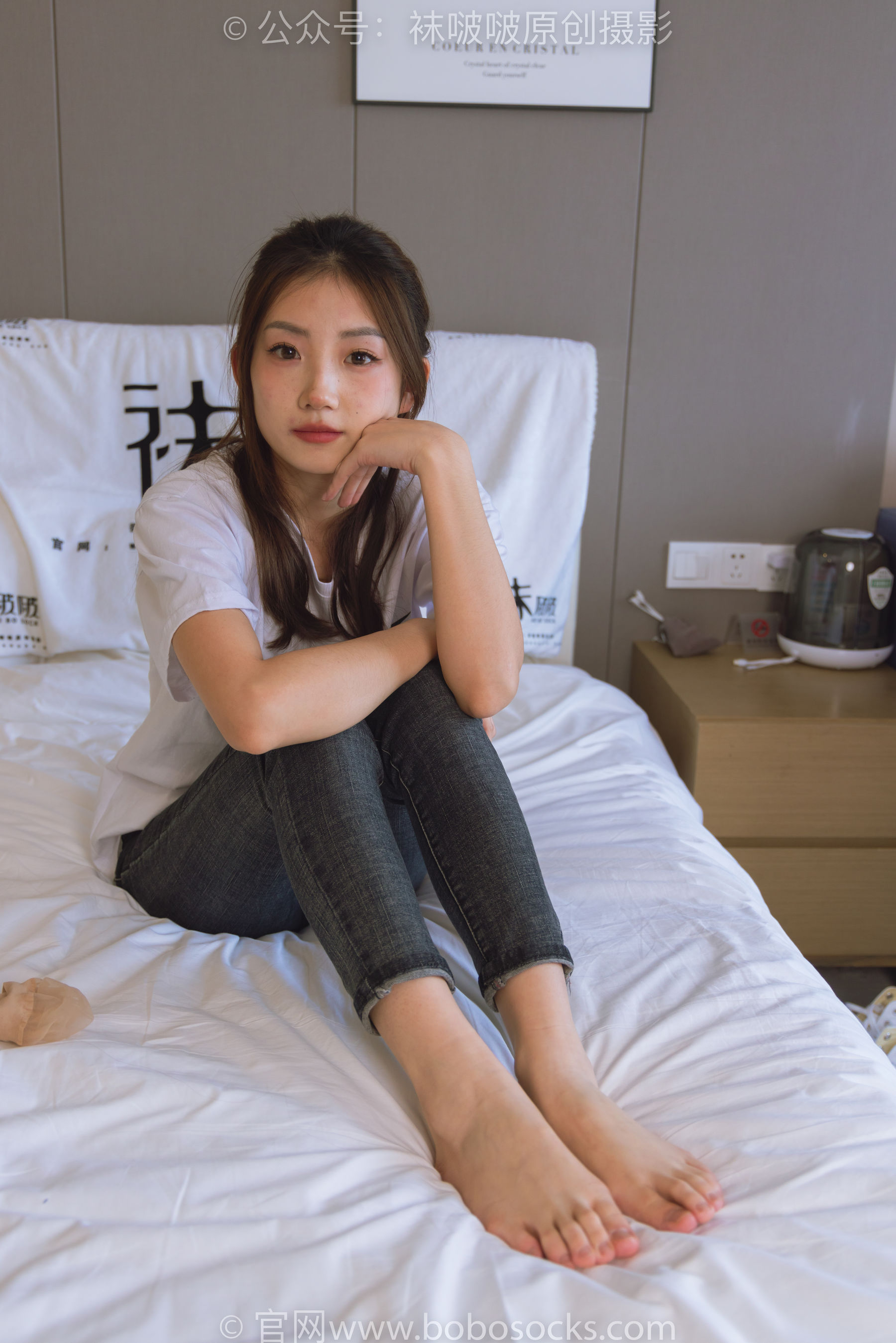 BoBoSocks袜啵啵 No.220 小沫-两双板鞋、短肉丝、裸足（140P）