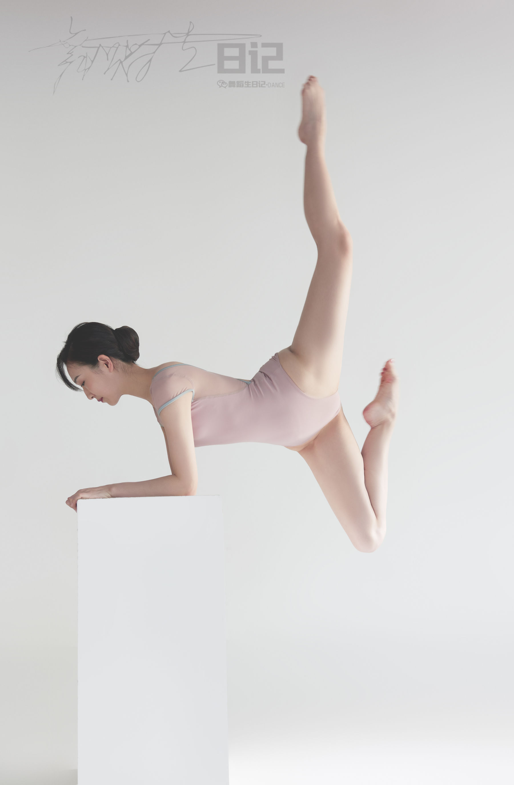 [GALLI嘉丽]舞蹈生日记 059 咚咚（57P）