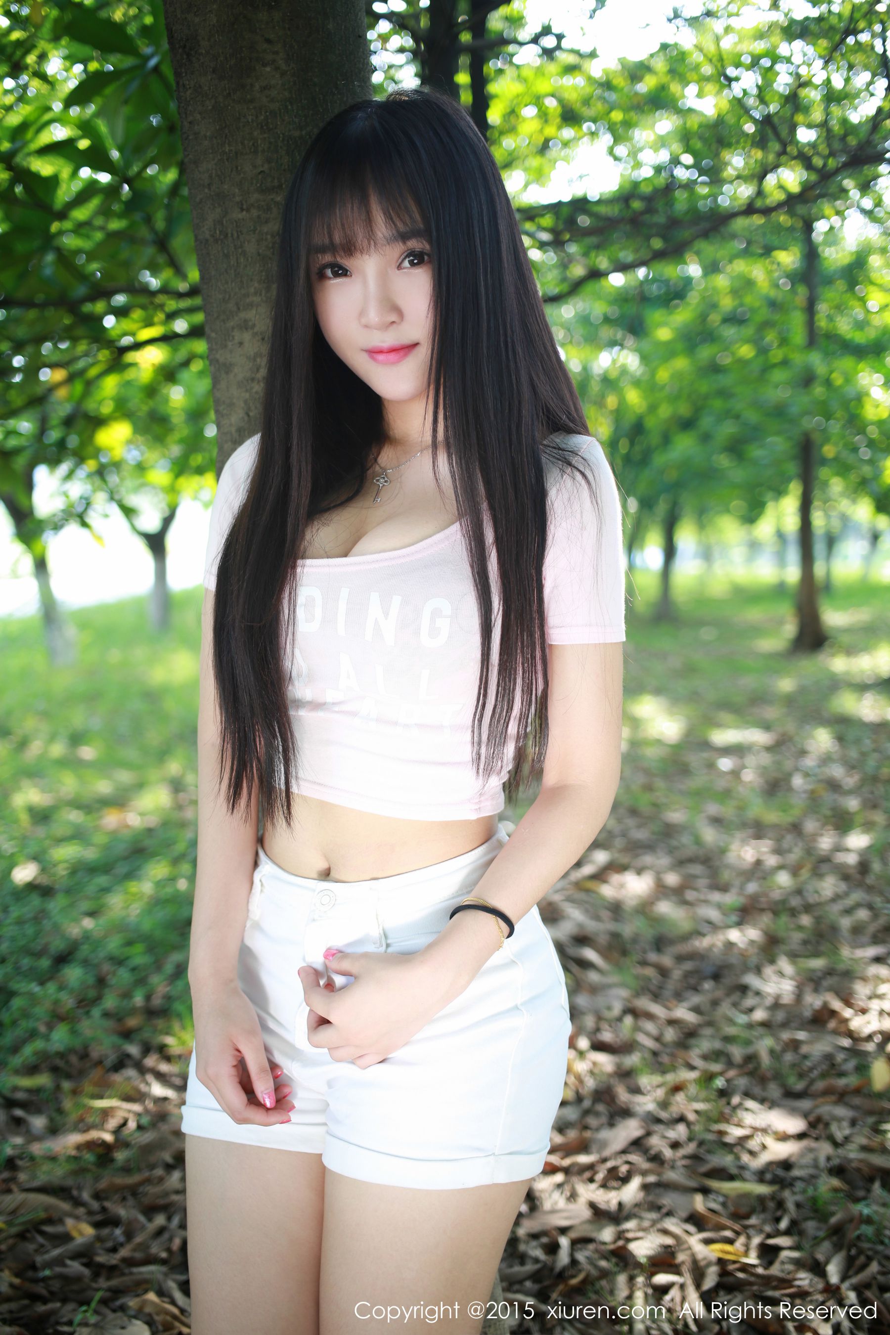 夏瑶baby《清新热裤妹子外拍》 [秀人网XiuRen] No.345（42P）