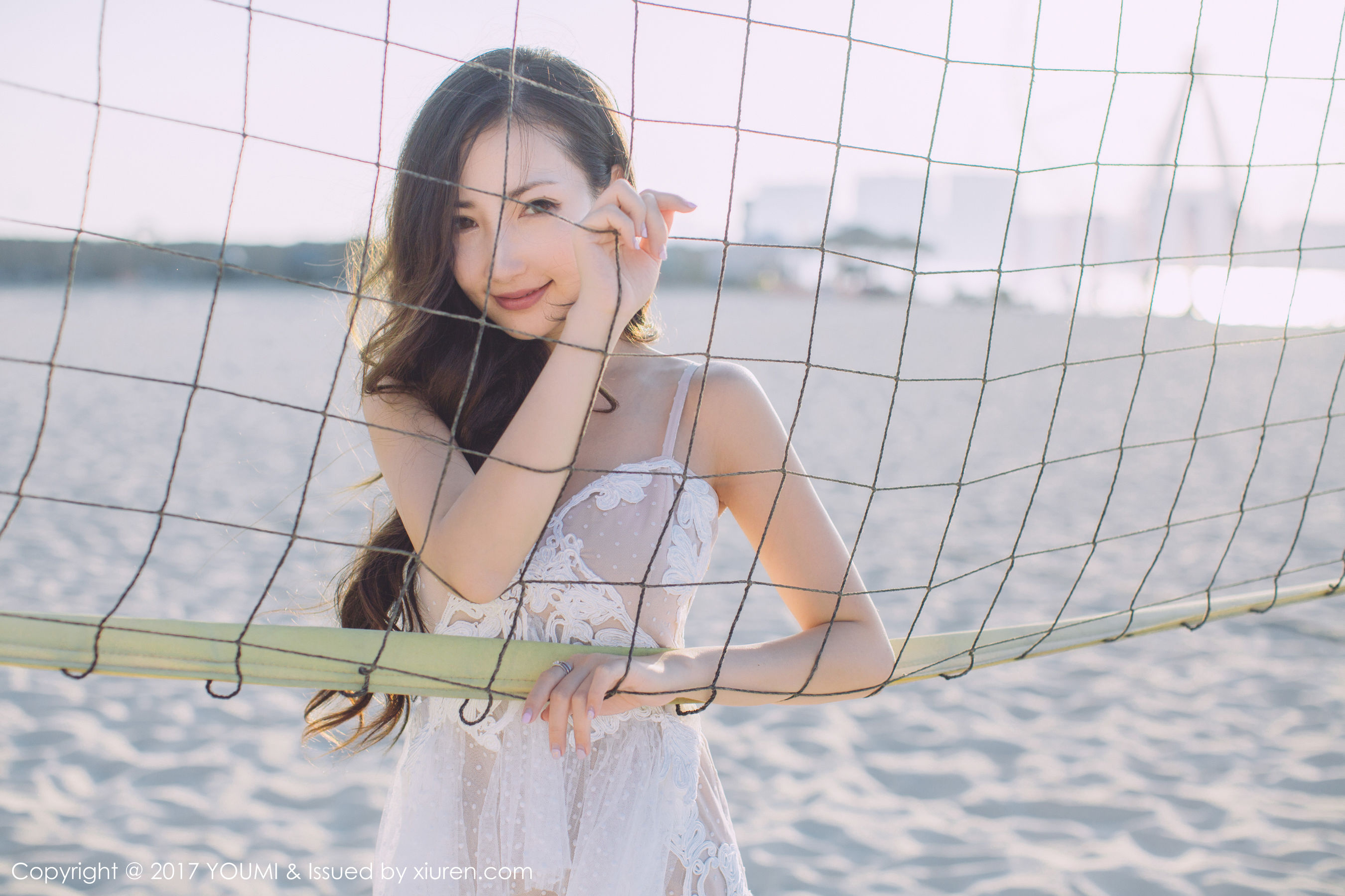 Yumi-尤美《蓝天银滩白云佳人美》 [尤蜜荟YOUMI] VOL.088（41P）