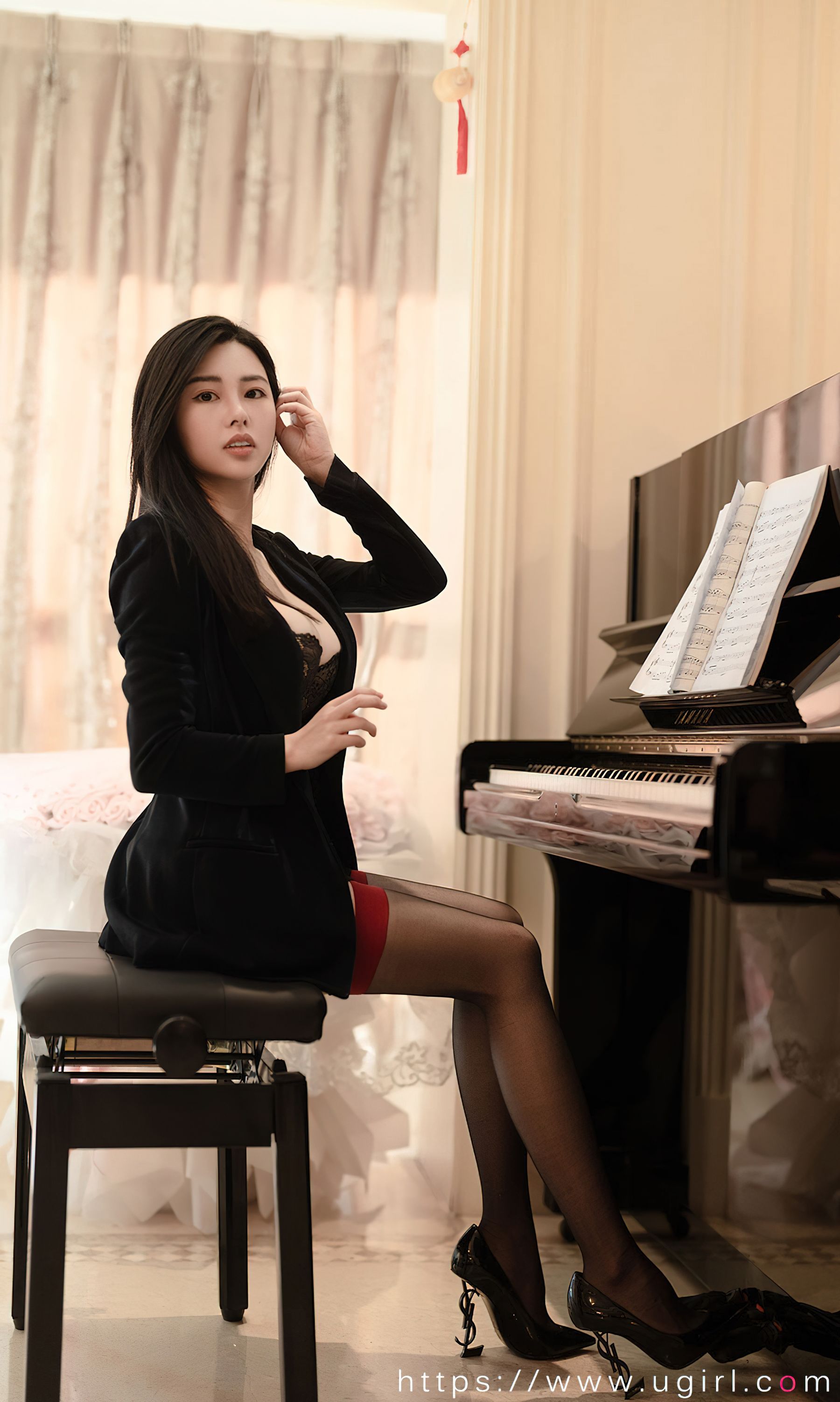 [爱尤物Ugirls] No.2424 娜露 心念之名（35P）