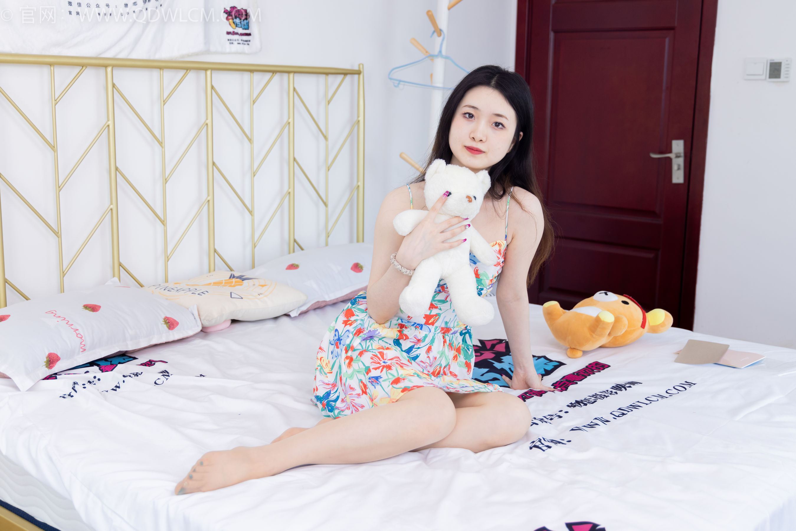 物恋传媒 No.1505 文文-花花蝴蝶（147P）