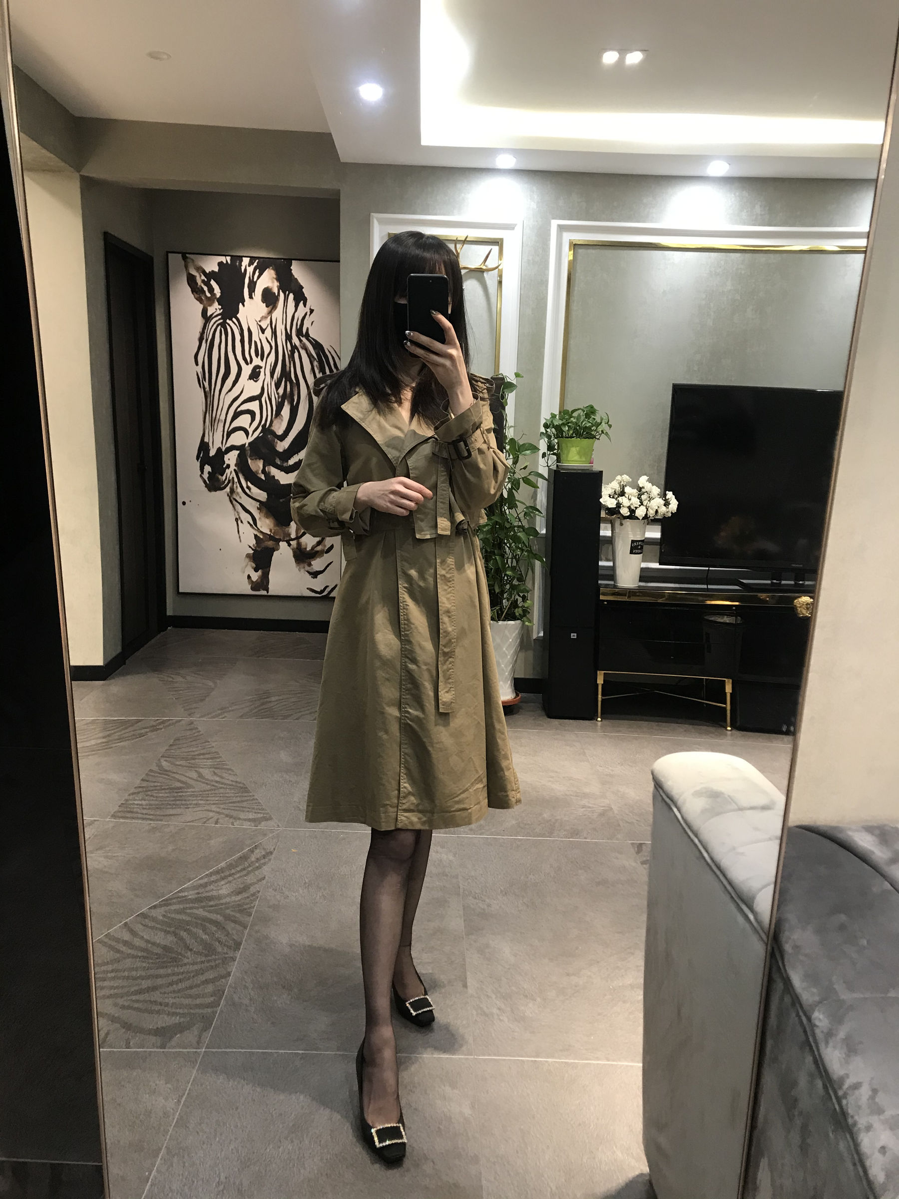 [福利COS] 丝足博主麋鹿_Monroe 2020.04.13 皮草丝惑（52P）