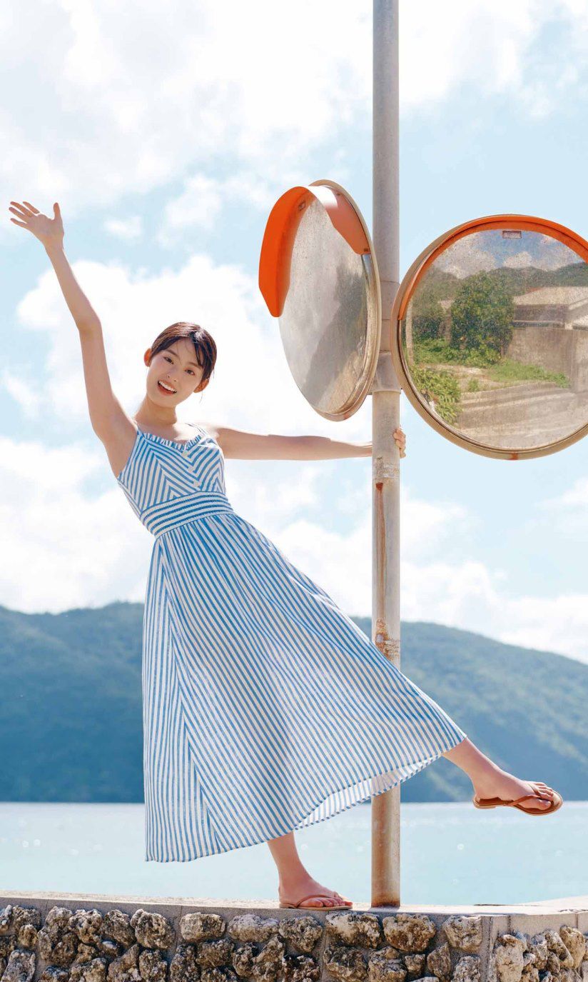 [photobook] Ayaka Imoto 井本彩花「ヒロインは凛として美しい17歳。」（64P）