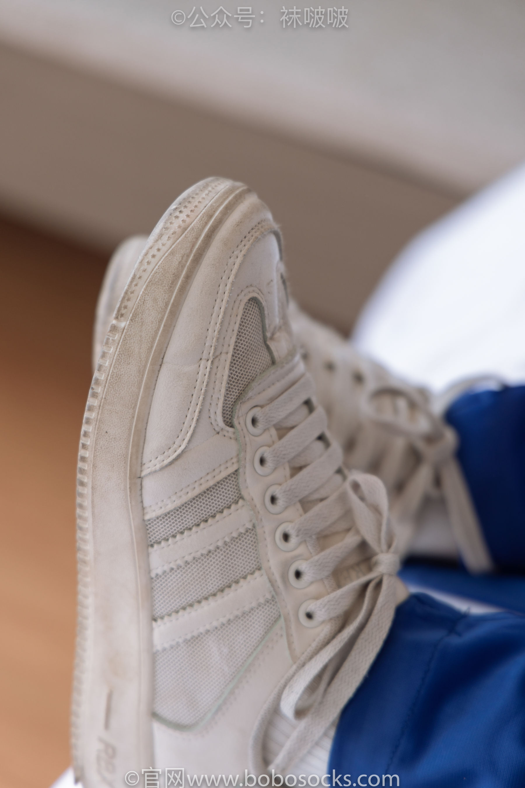 BoBoSocks袜啵啵 No.042 砂糖-校服、板鞋、白棉袜、油亮白丝（137P）
