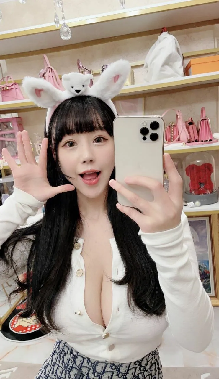 【美图图鉴】美胸图鉴 第4期（50P）