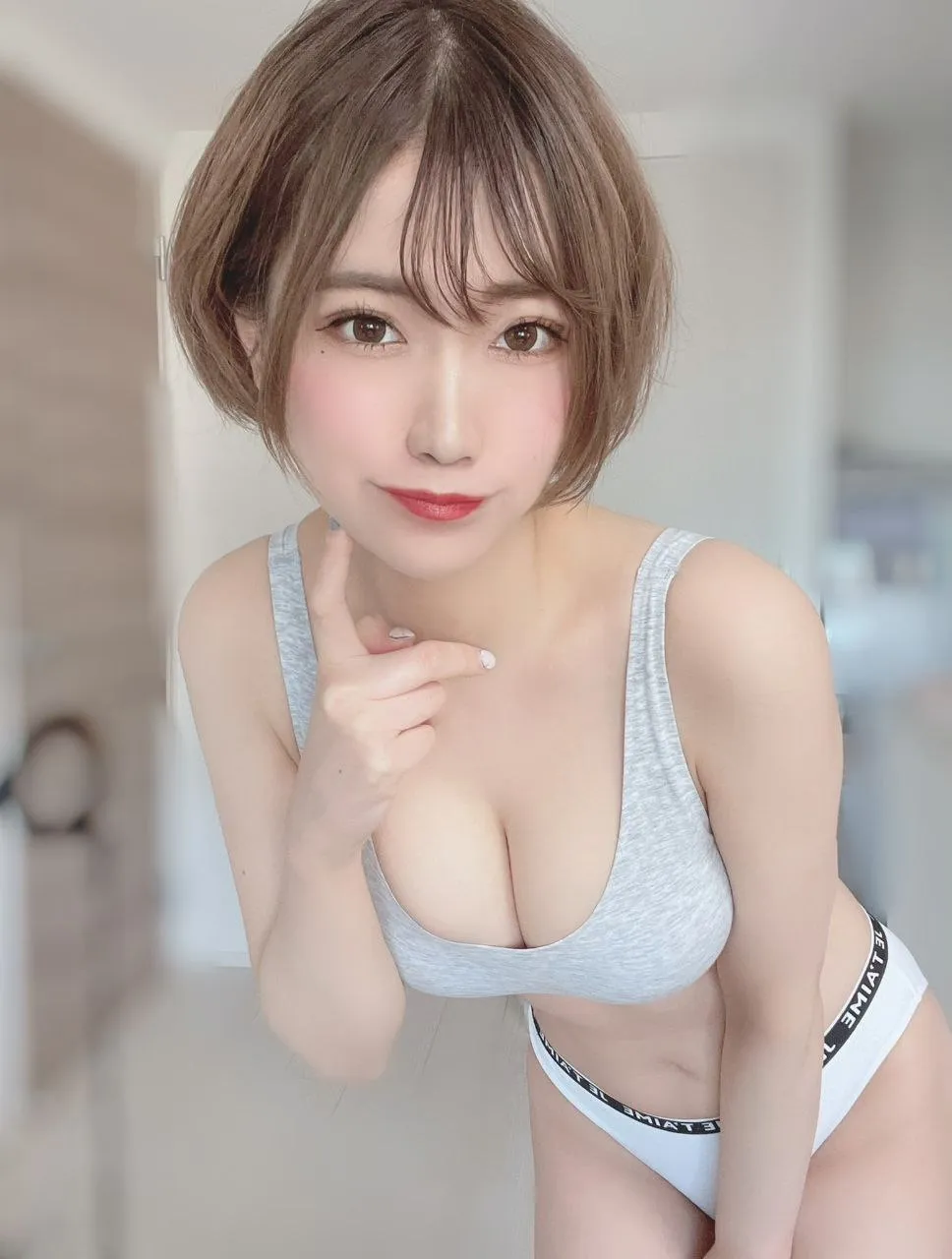 【美图图鉴】美胸图鉴 第5期（50P）