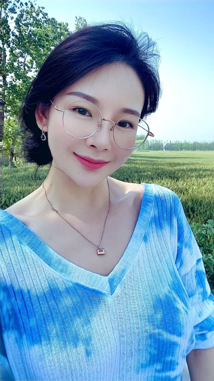 【美图图鉴】美胸图鉴 第77期（50P）