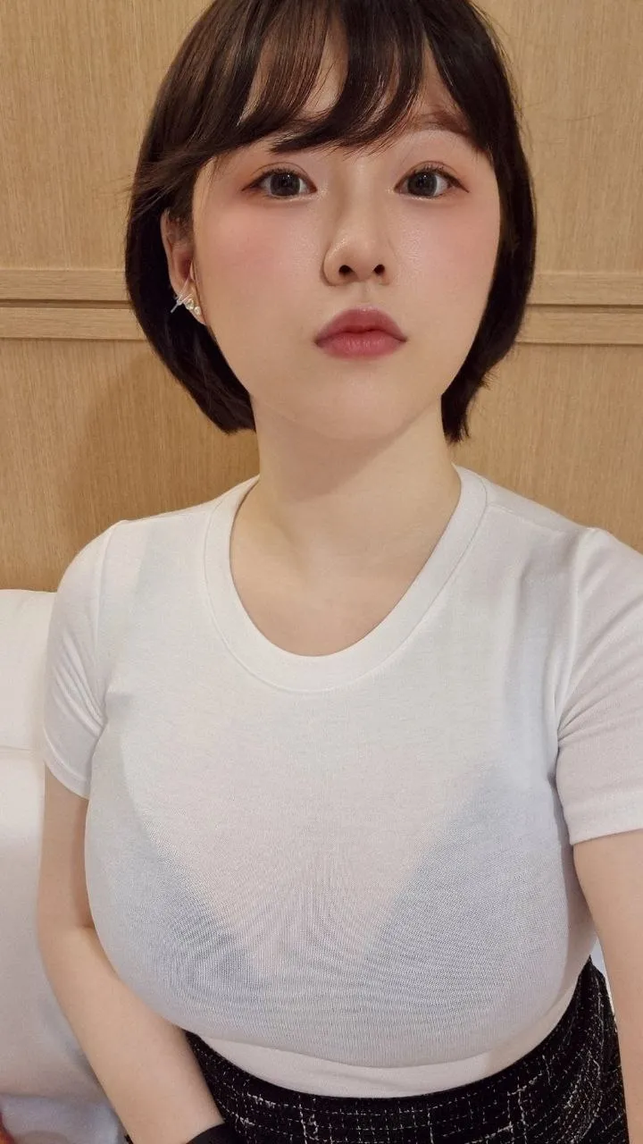 【美图图鉴】美胸图鉴 第82期（50P）