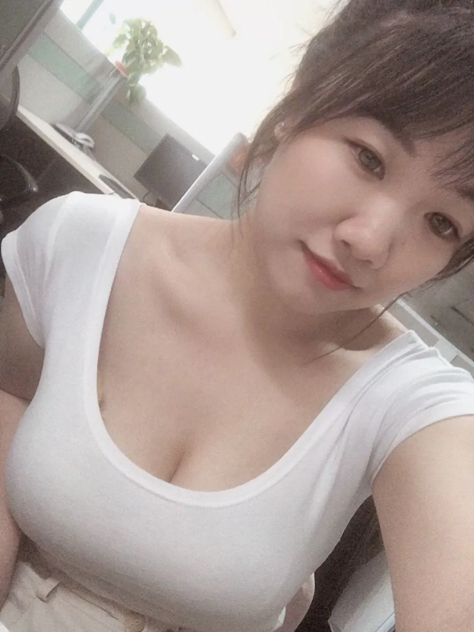 【美图图鉴】美胸图鉴 第84期（50P）-爱变色