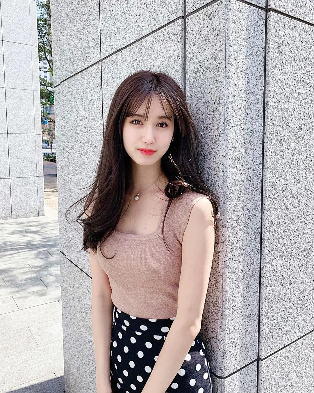 阿部菜渚美 ビジネスクリックキャスターの泳装写真 21P