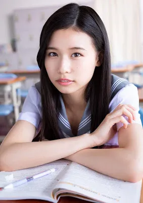 制コレ2020　ファイナリストグラビア　64P②