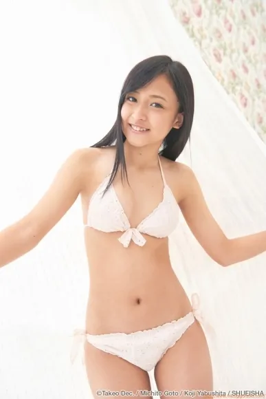 谷口愛理 逮捕された元HKTの泳装写真 31P