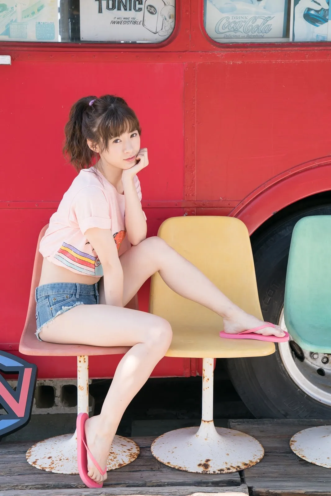 生田衣梨奈　モーニング娘。グラビア泳装写真　65P②