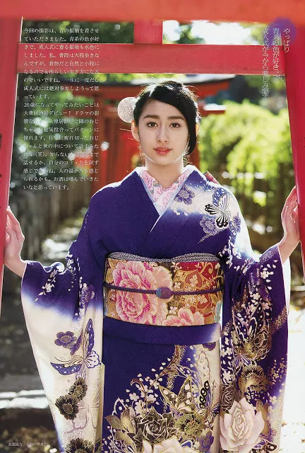 早見あかり　グラビアと谷間画像　22P